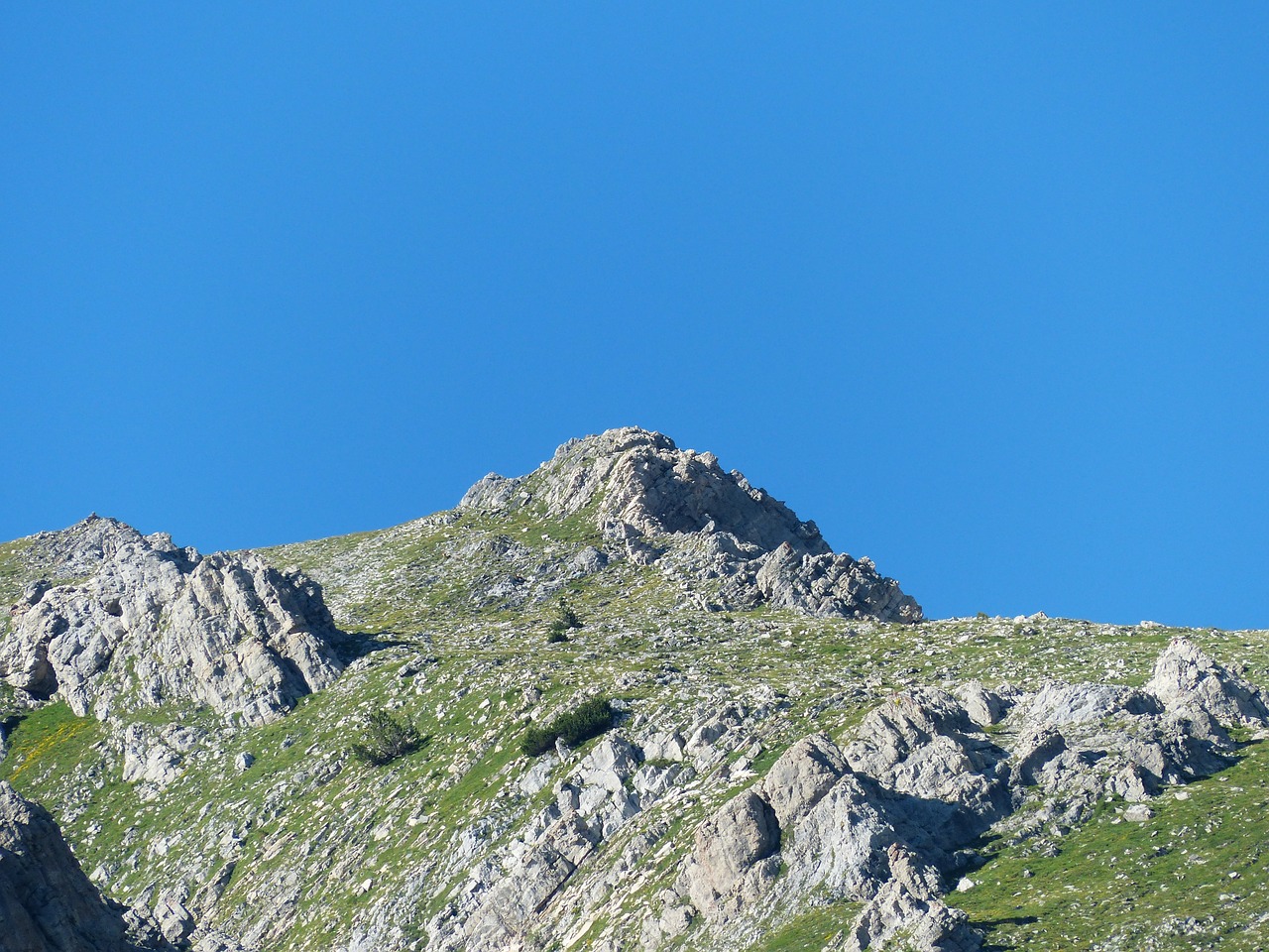 mountain mountain peak alpine free photo