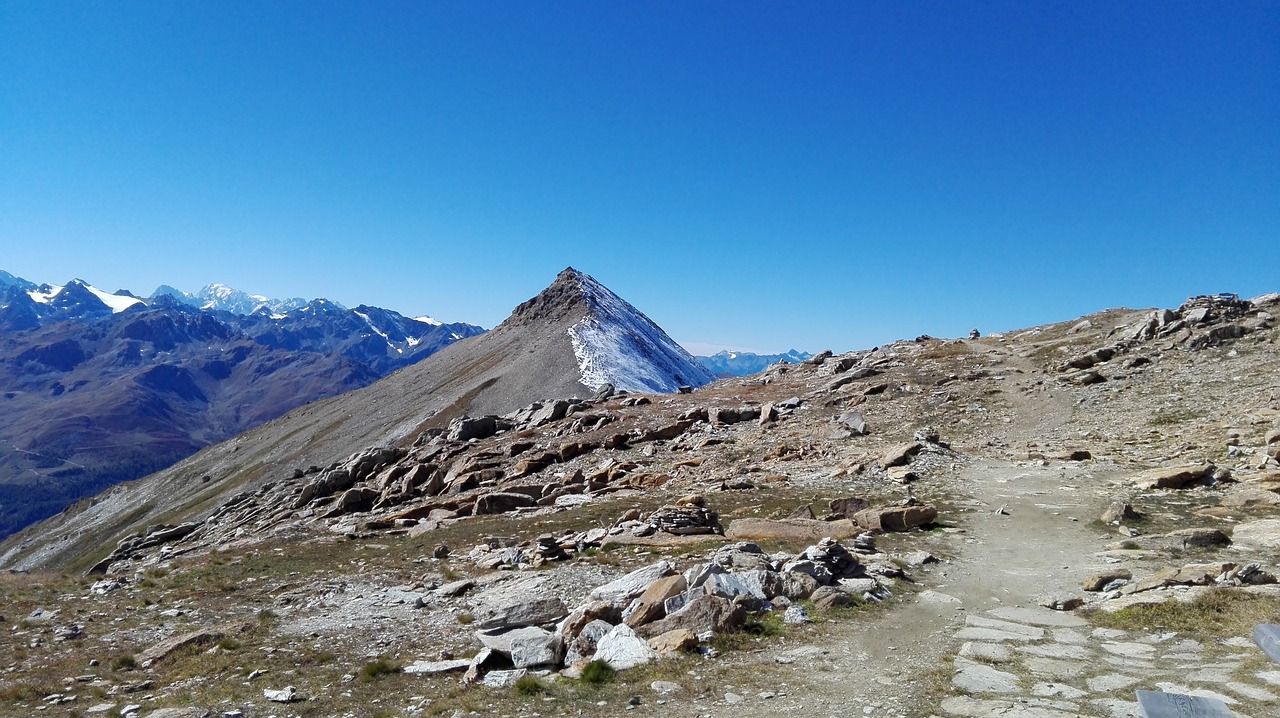 mountain switzerland pike free photo