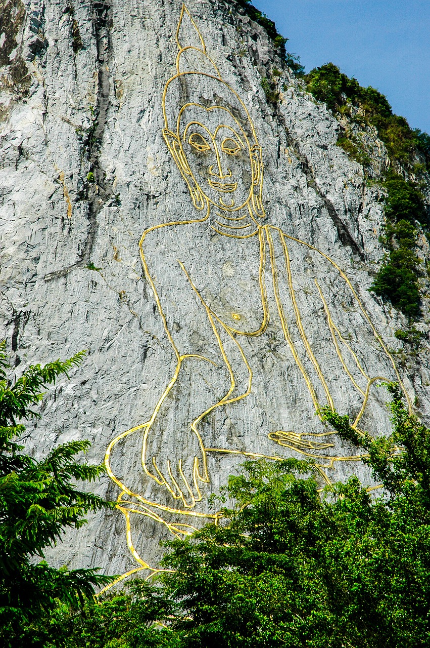 mountain golden buddha silverlake free photo