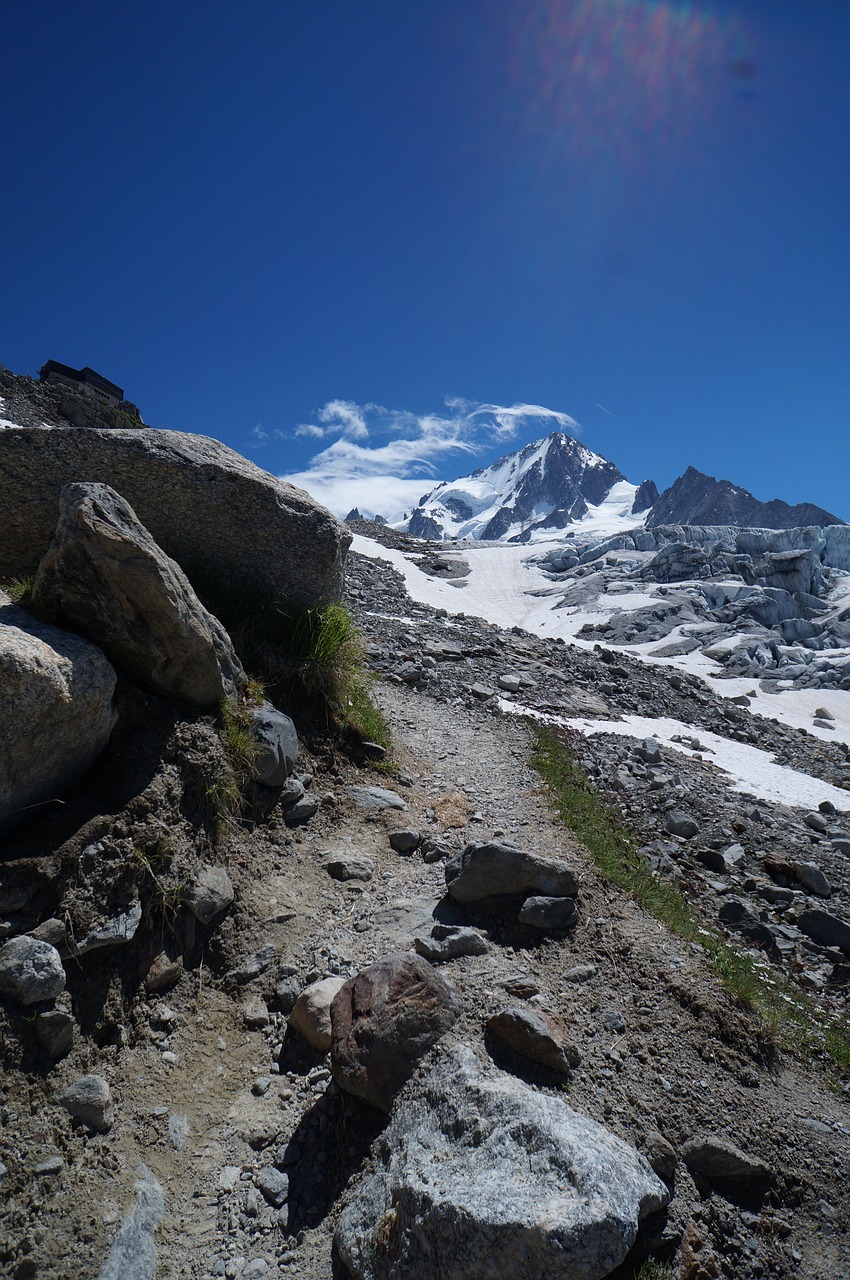 mountain walking trail free photo