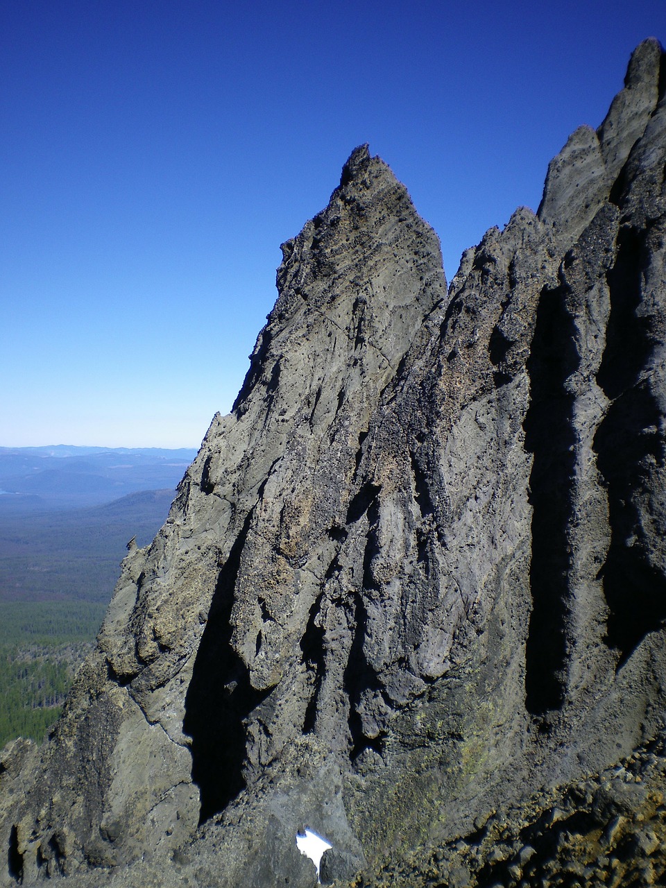 mountain cliff oregon free photo