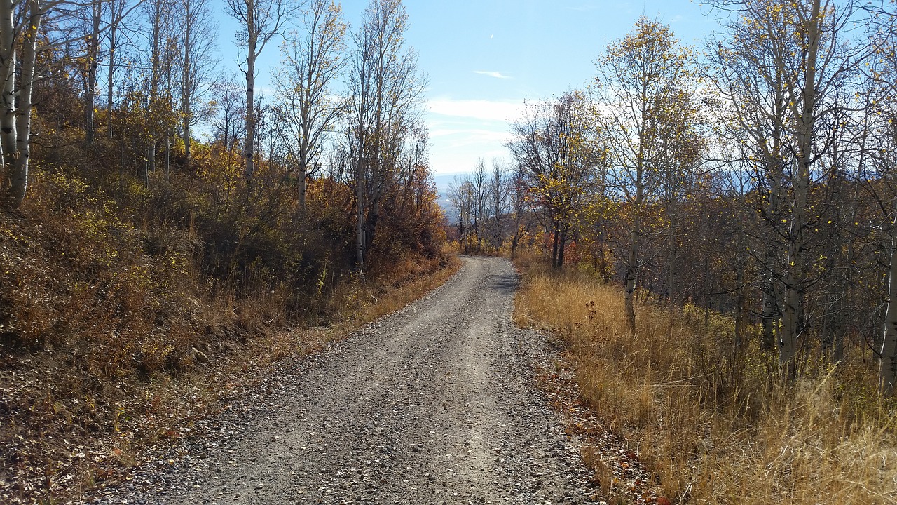 mountain dirt road nature free photo