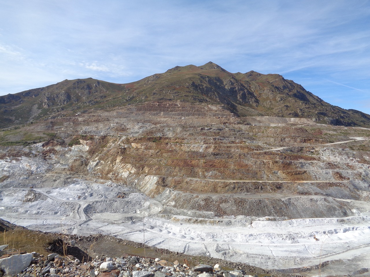 mountain mine talc free photo