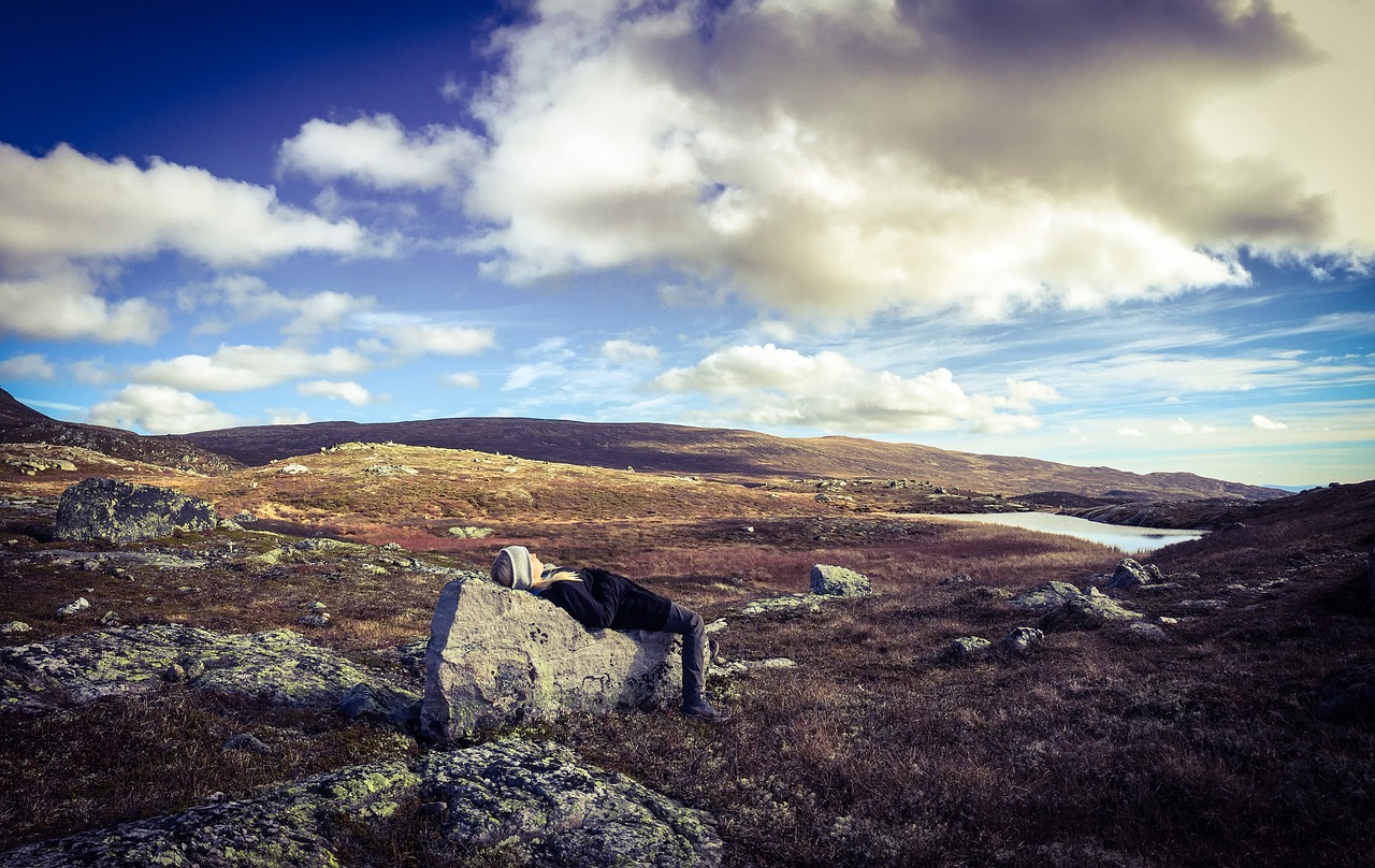 mountain trekking bliss free photo