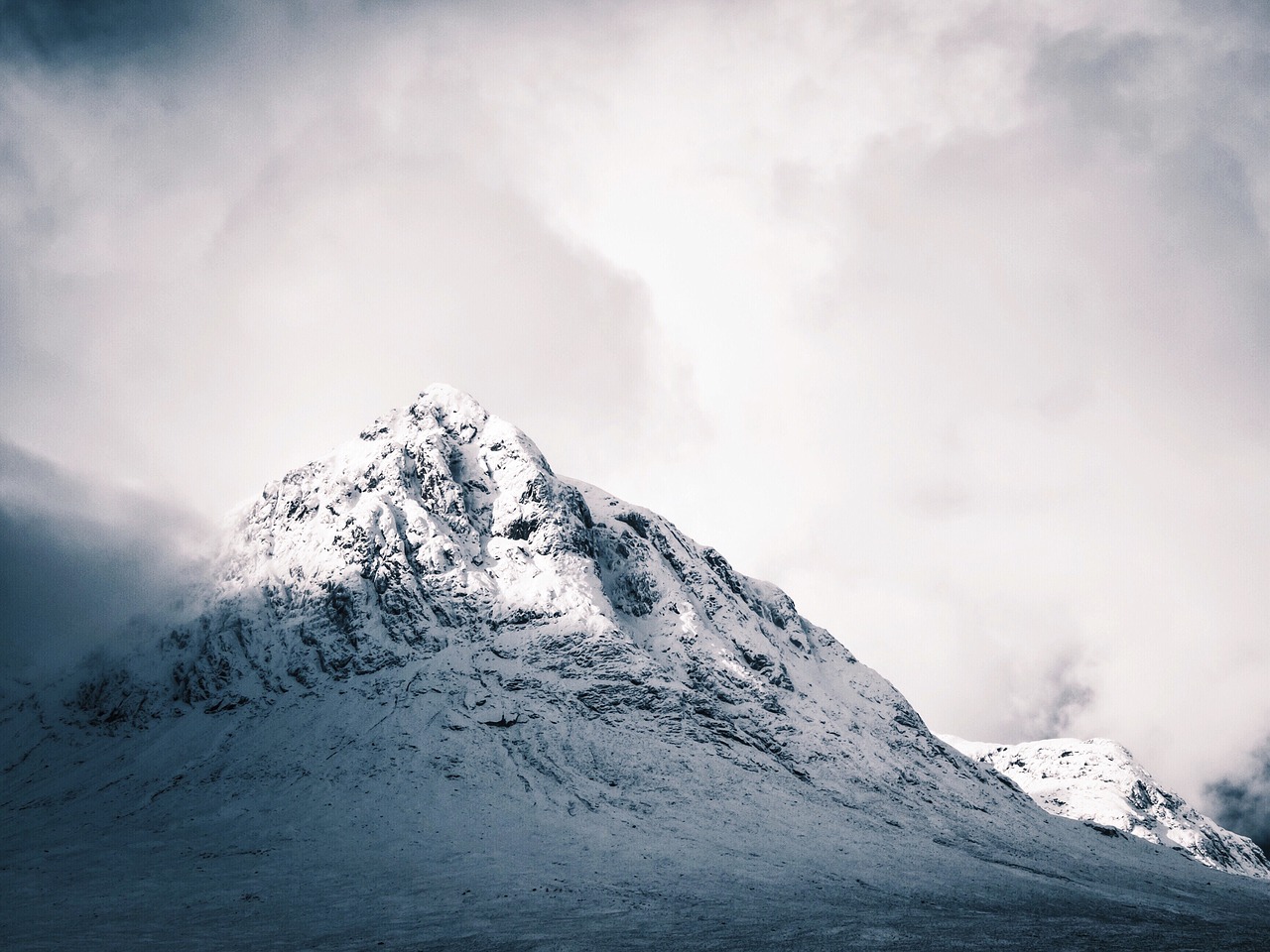 mountain highland cloud free photo