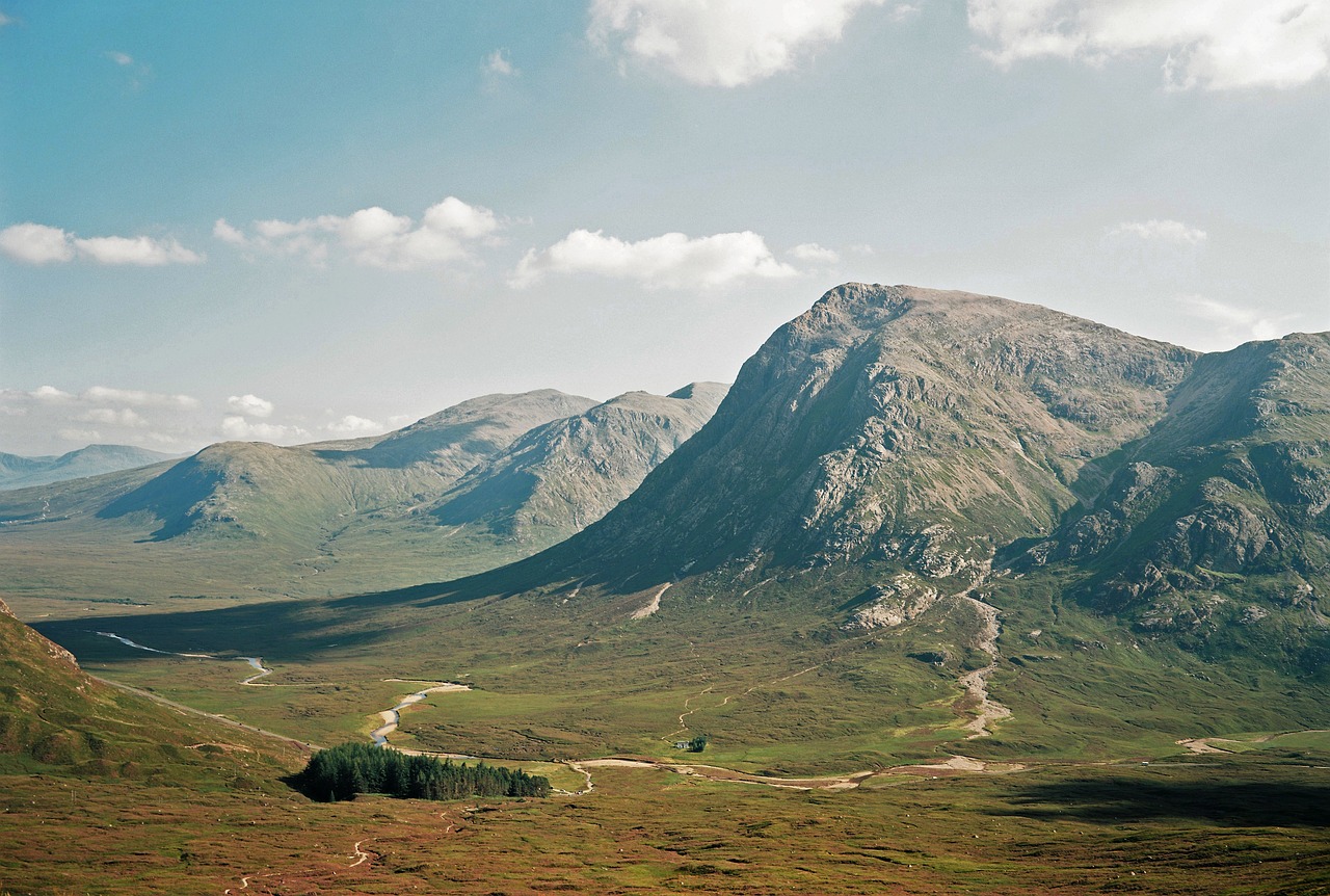 mountain highland cloud free photo