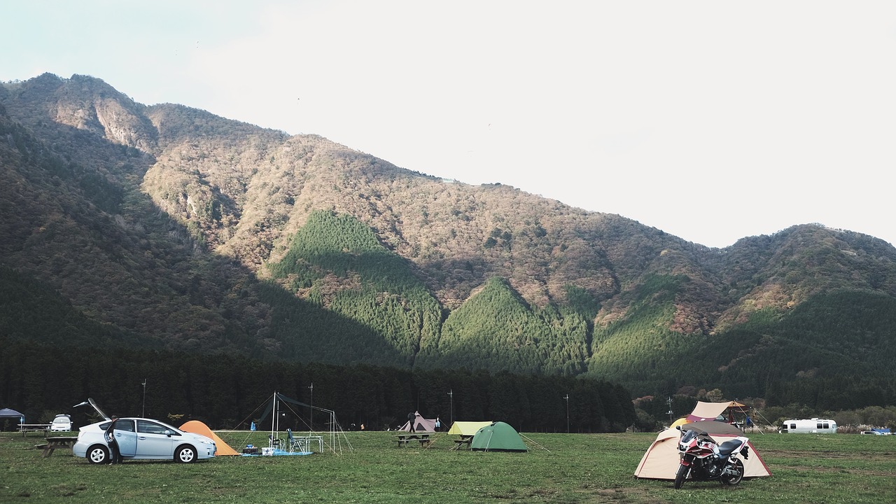 mountain highland cloud free photo