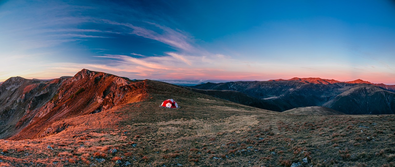 mountain highland cloud free photo