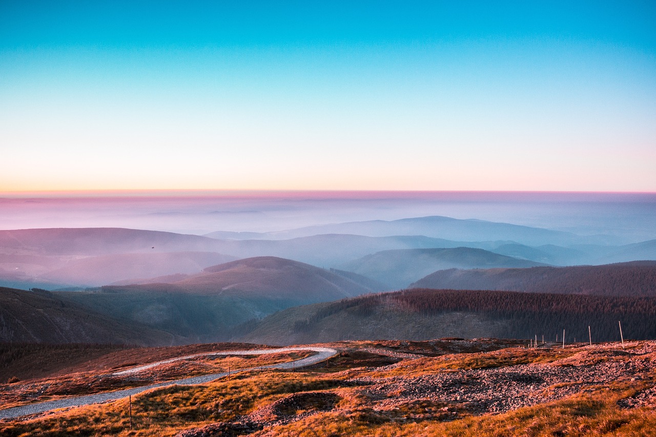 mountain highland cloud free photo