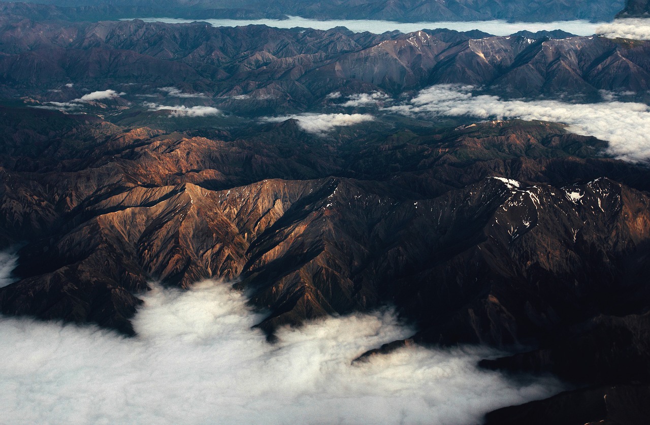 mountain highland cloud free photo