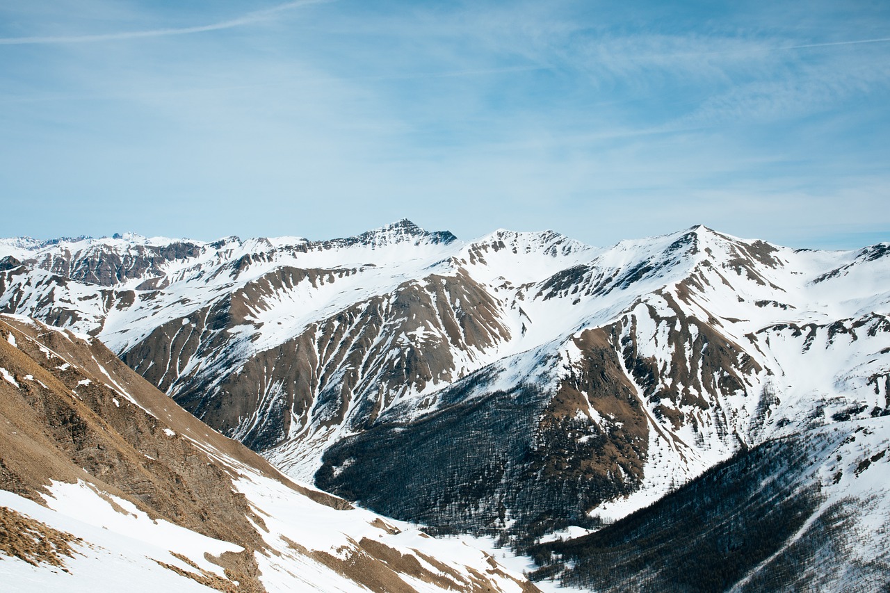 mountain highland cloud free photo