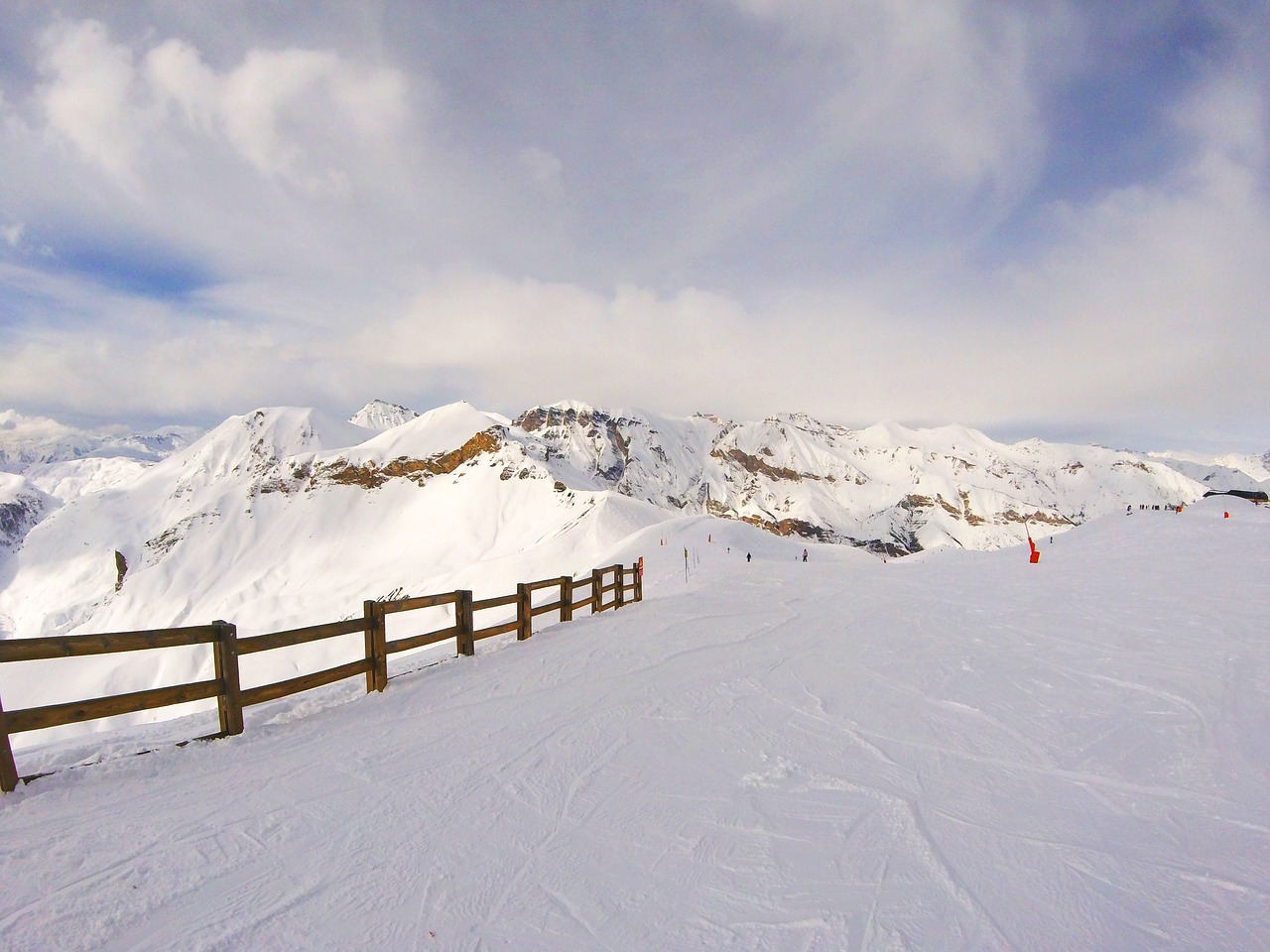 mountain highland cloud free photo