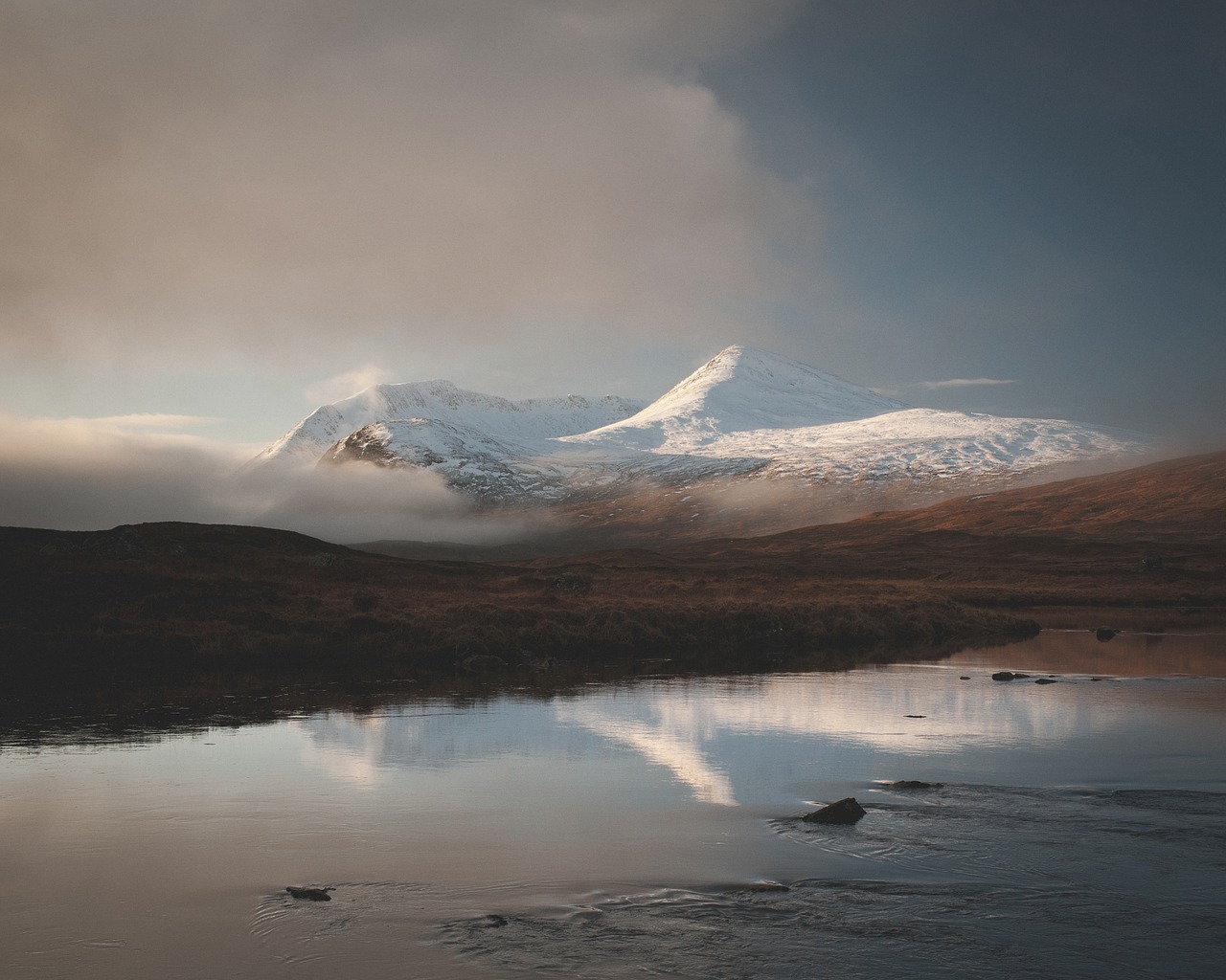 mountain highland cloud free photo