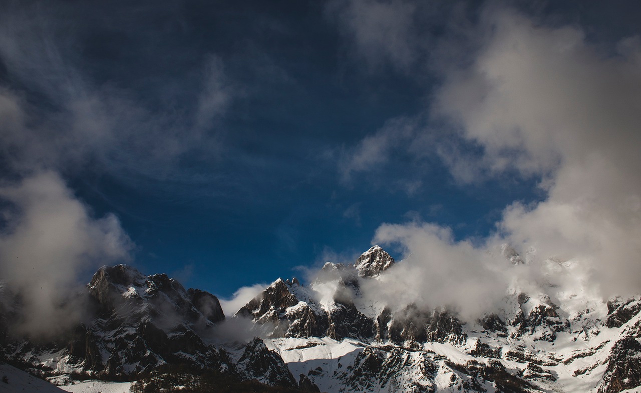 mountain valley clouds free photo