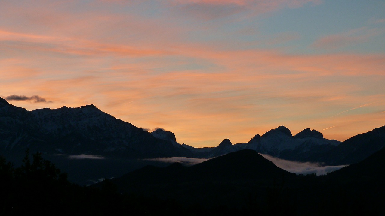 mountain landscape sunrise free photo