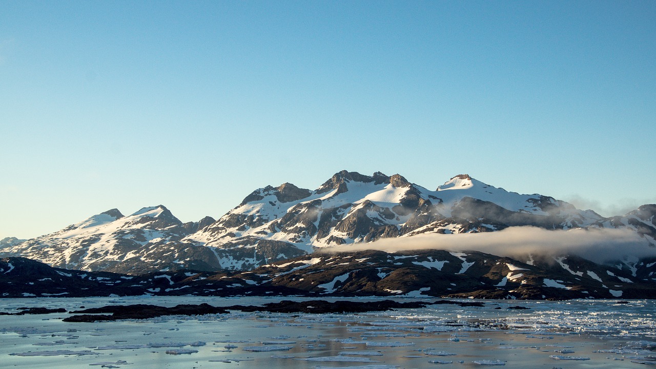 mountain sea clouds free photo