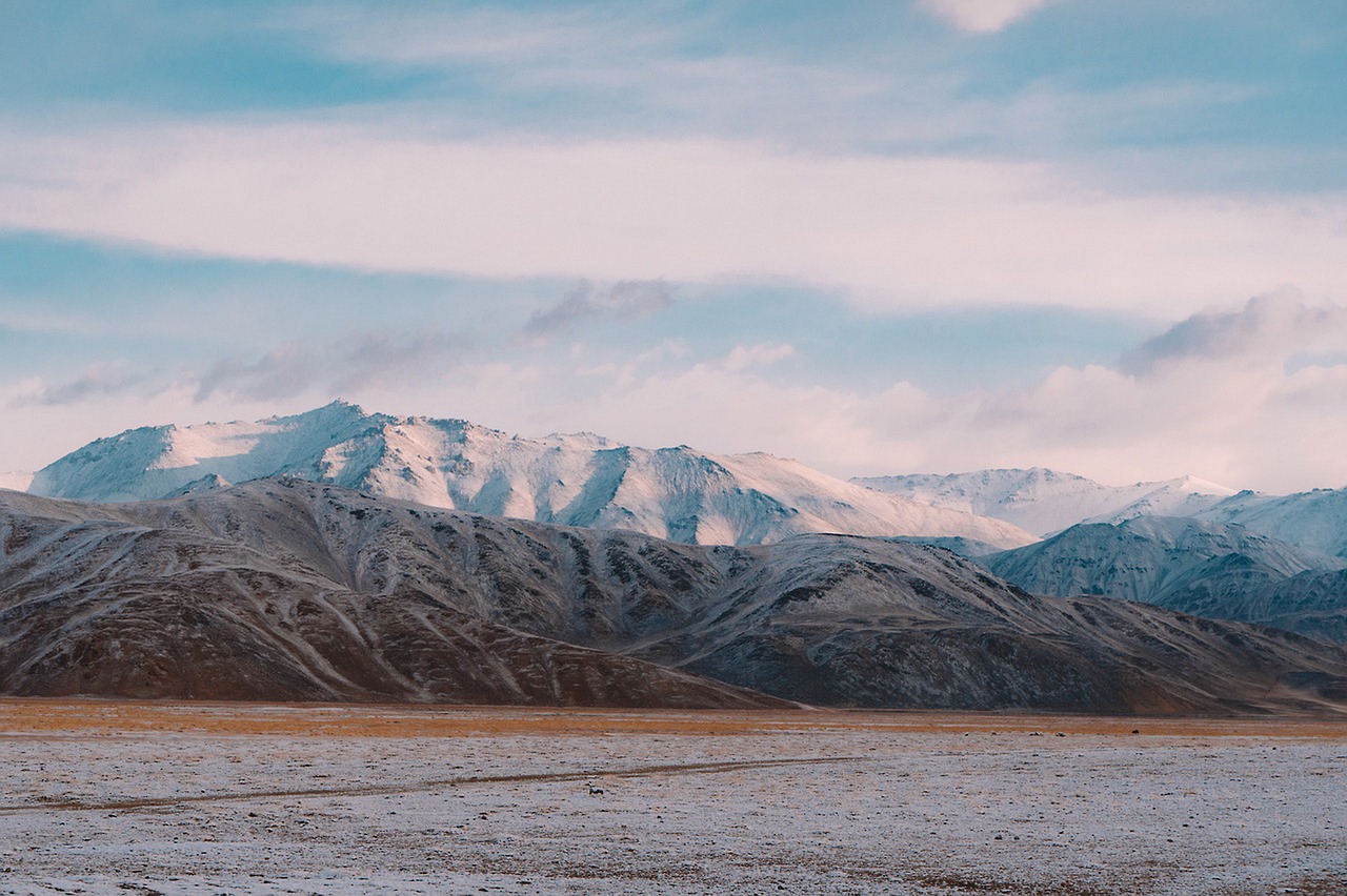 mountain snow sky free photo