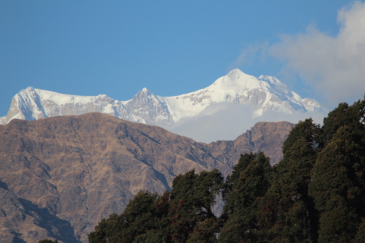 mountain panoramic snow free photo