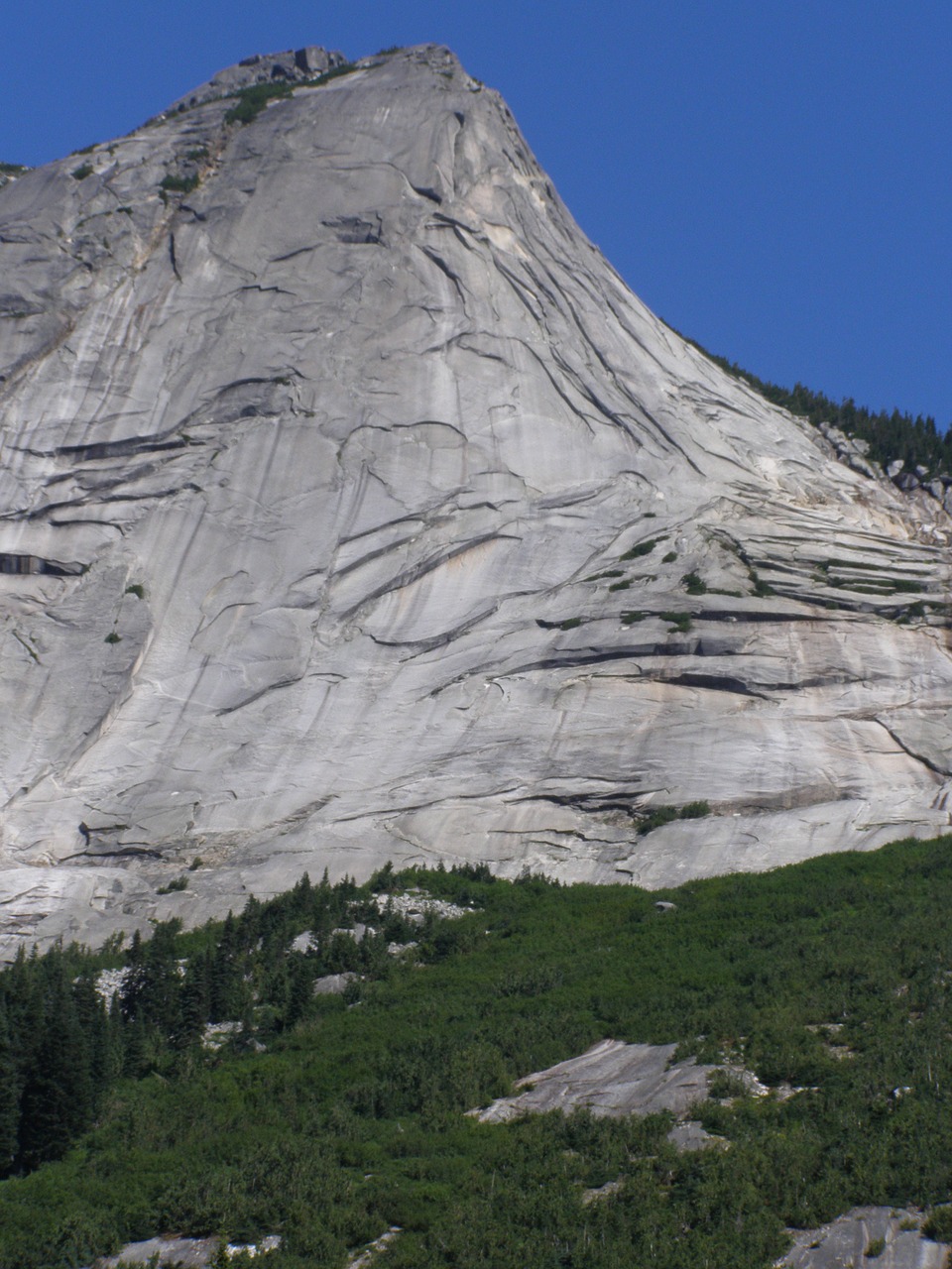 mountain british columbia landscape free photo