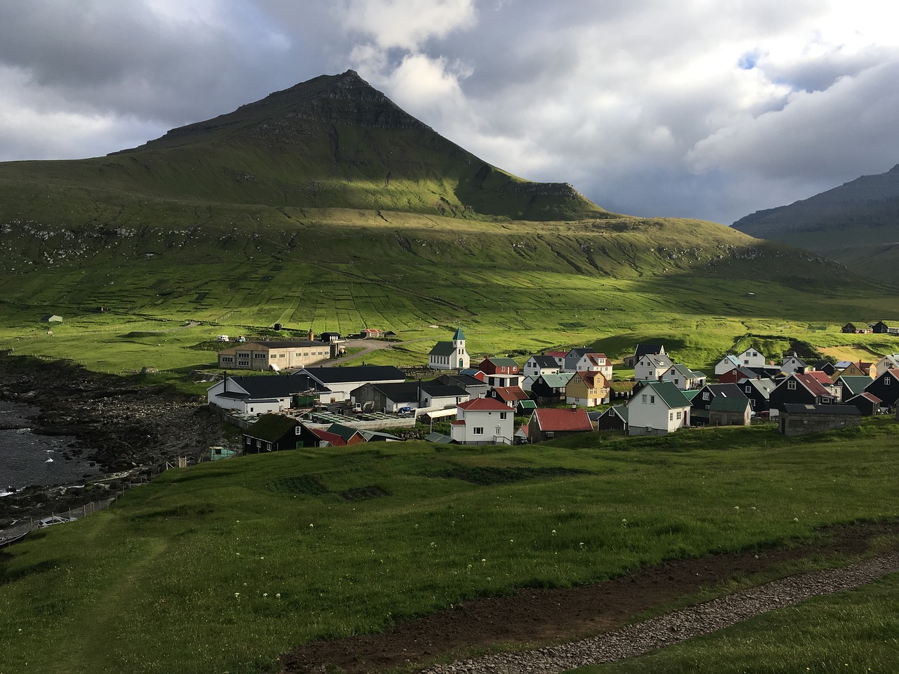 mountain  landscape  outdoor free photo