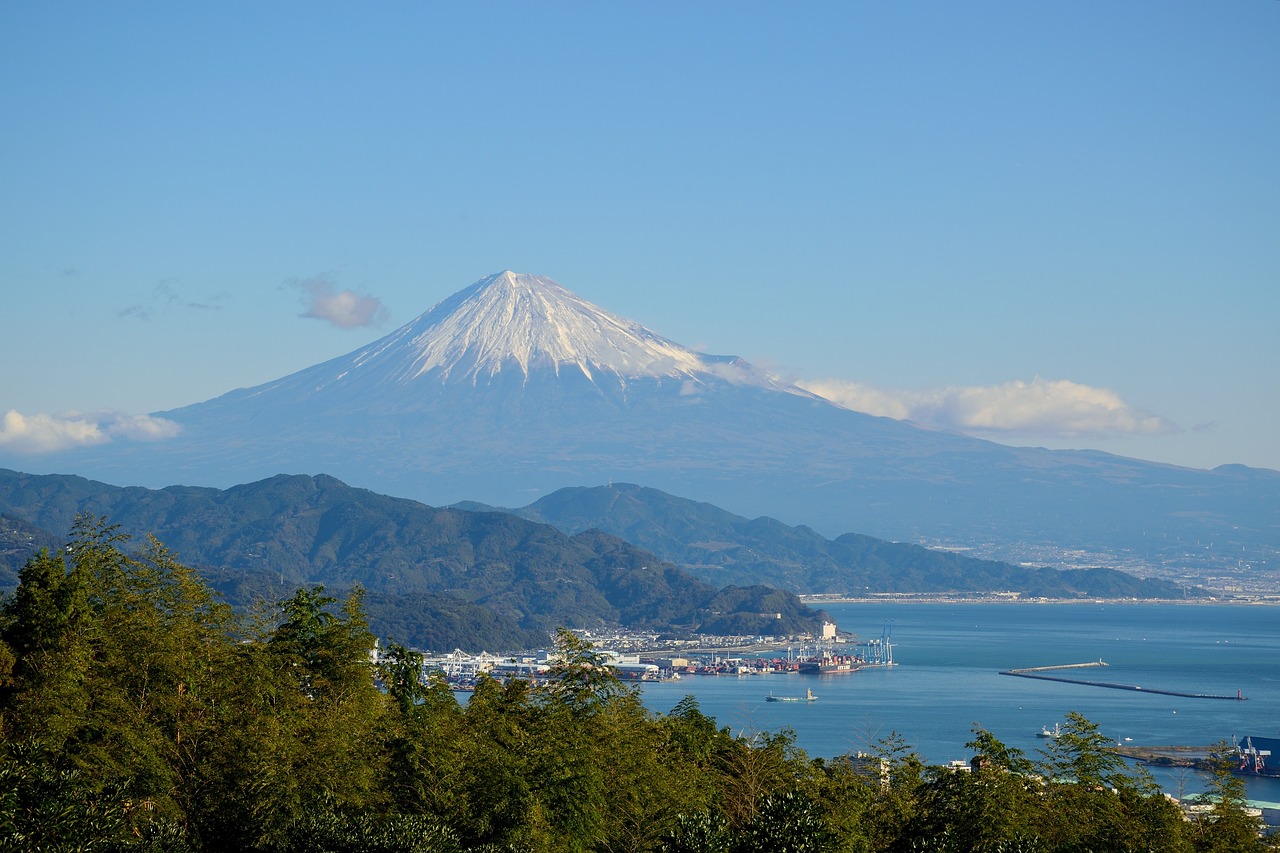 mountain  japan  hills free photo