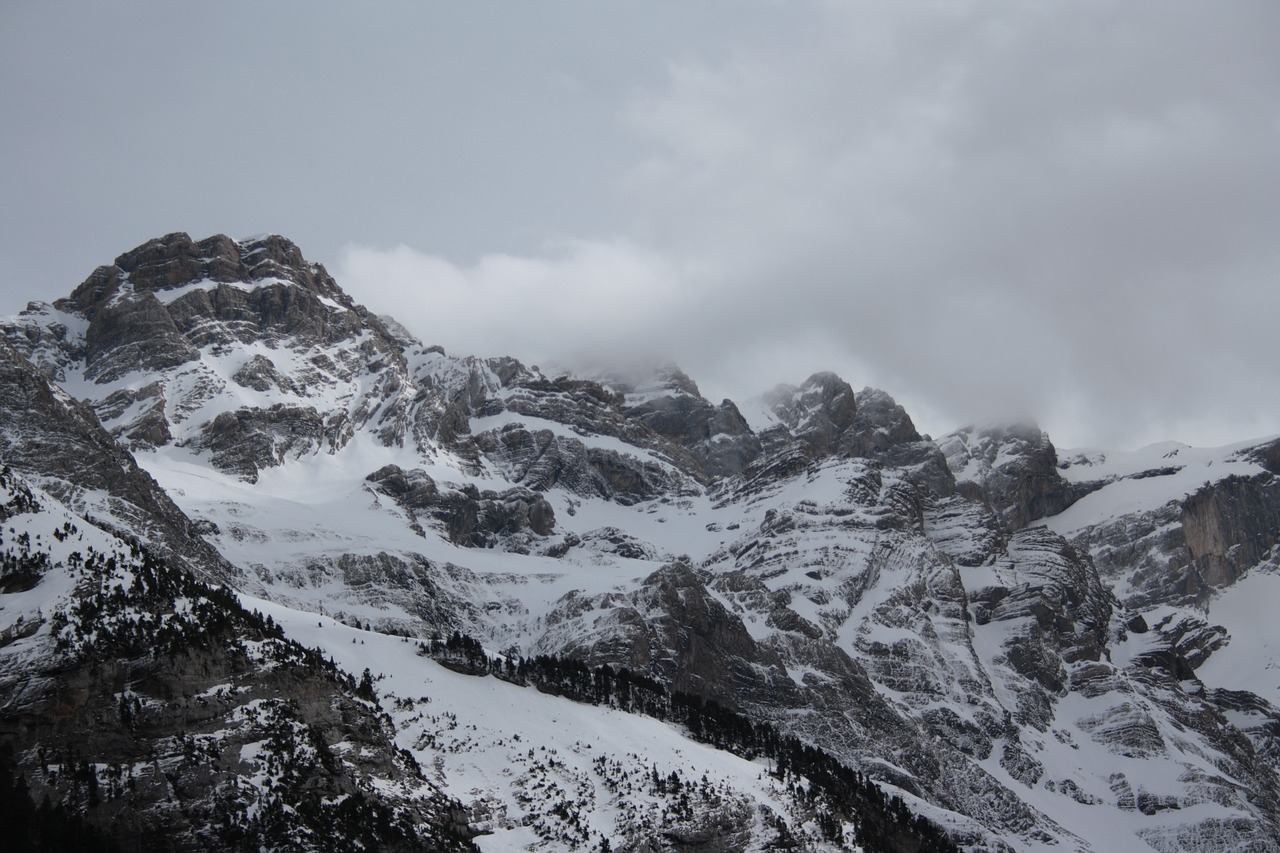 mountain  snow  pyrenees free photo