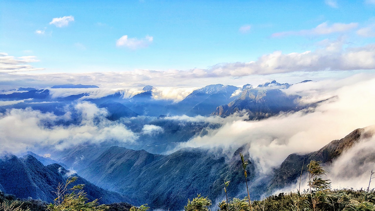 mountain  fanxipan  vietnam free photo