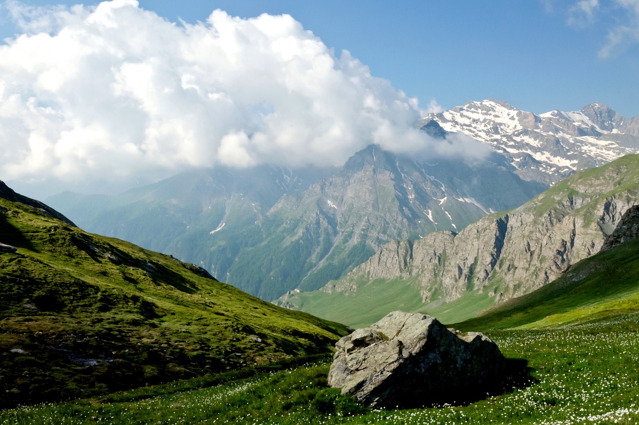 mountain  sky  nature free photo