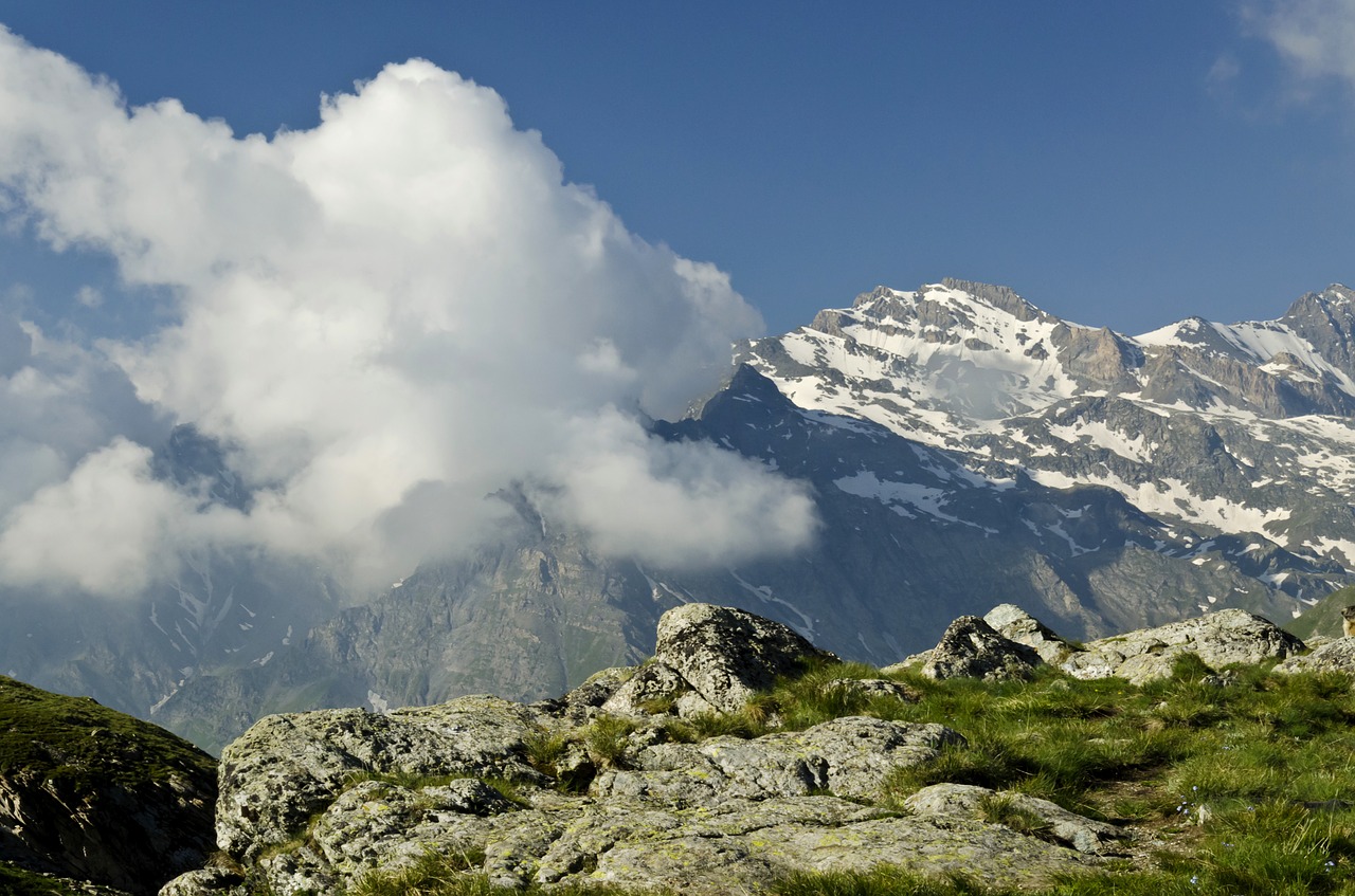 mountain  sky  nature free photo