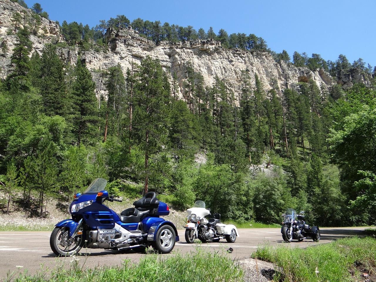 mountain motorcycles blue sky free photo