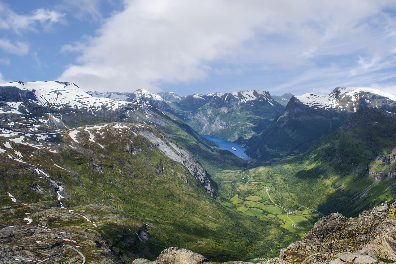 mountain  norway  landscape free photo