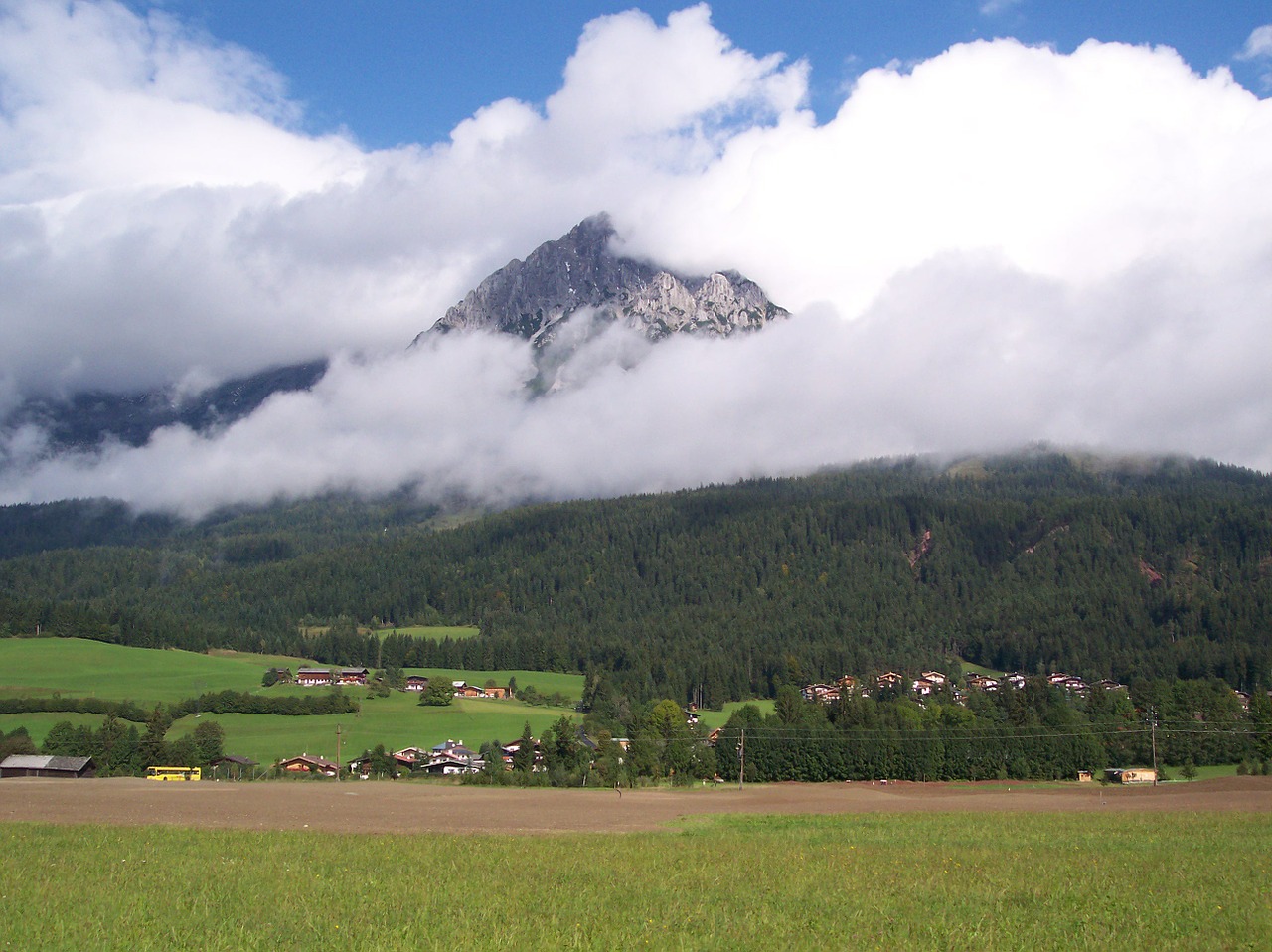 mountain cloud countryside free photo