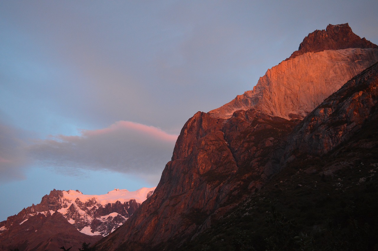 mountain  nature  outdoor free photo