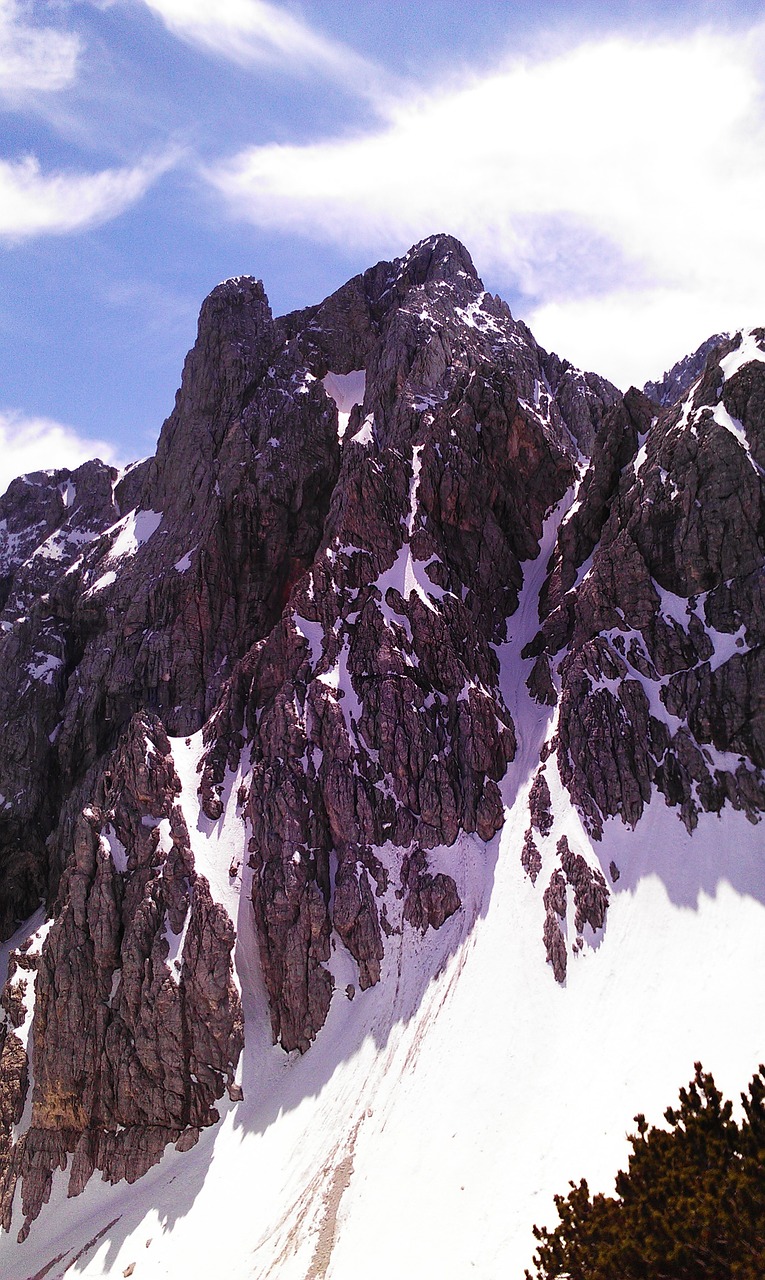 mountain peak snow free photo