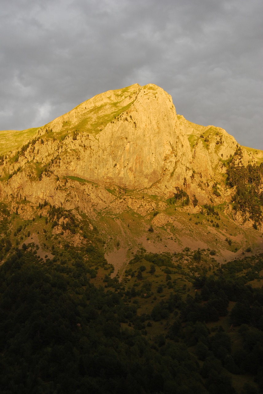 mountain pyrenees jaca free photo