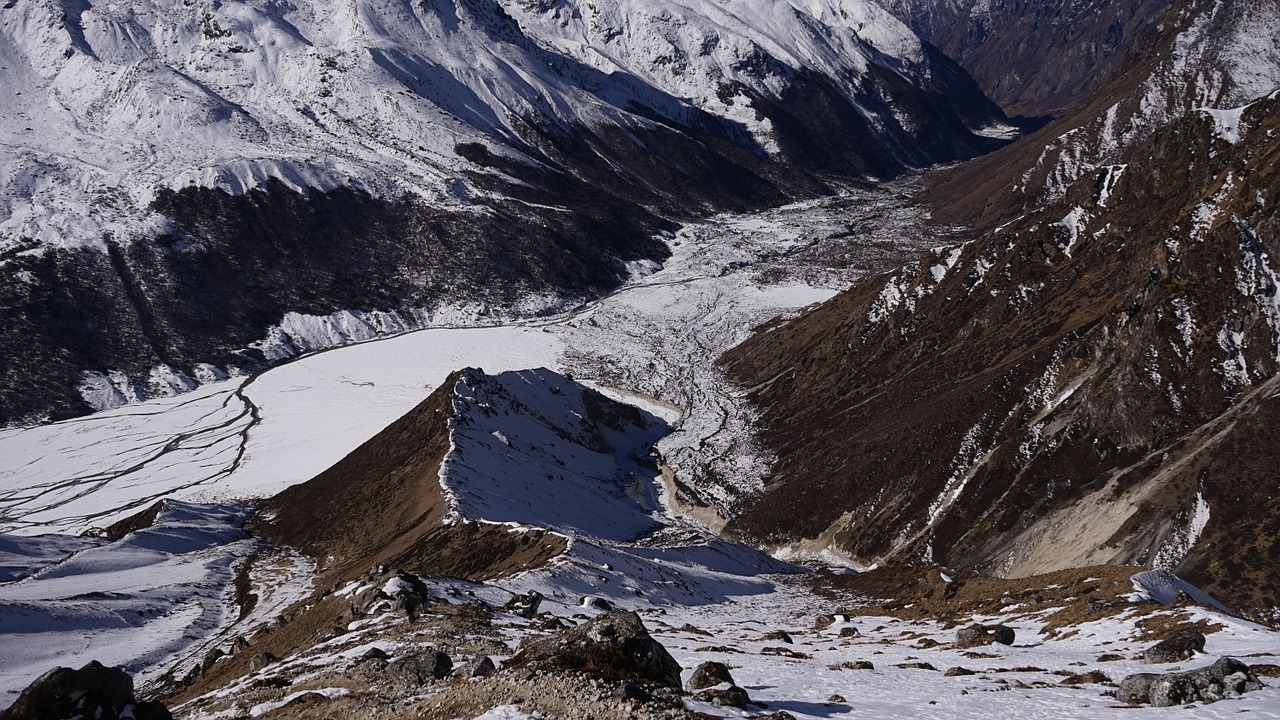 mountain nepal himalaya free photo