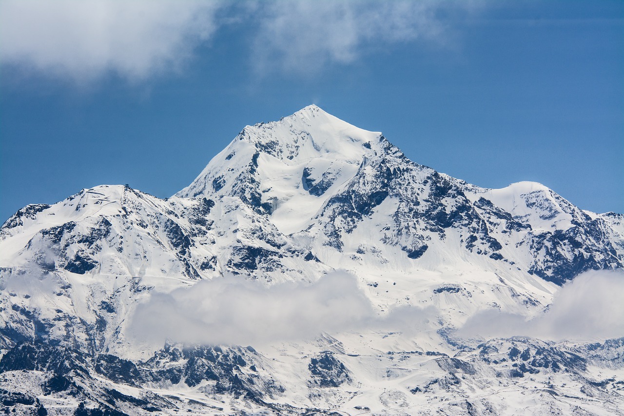 mountain peak sky free photo