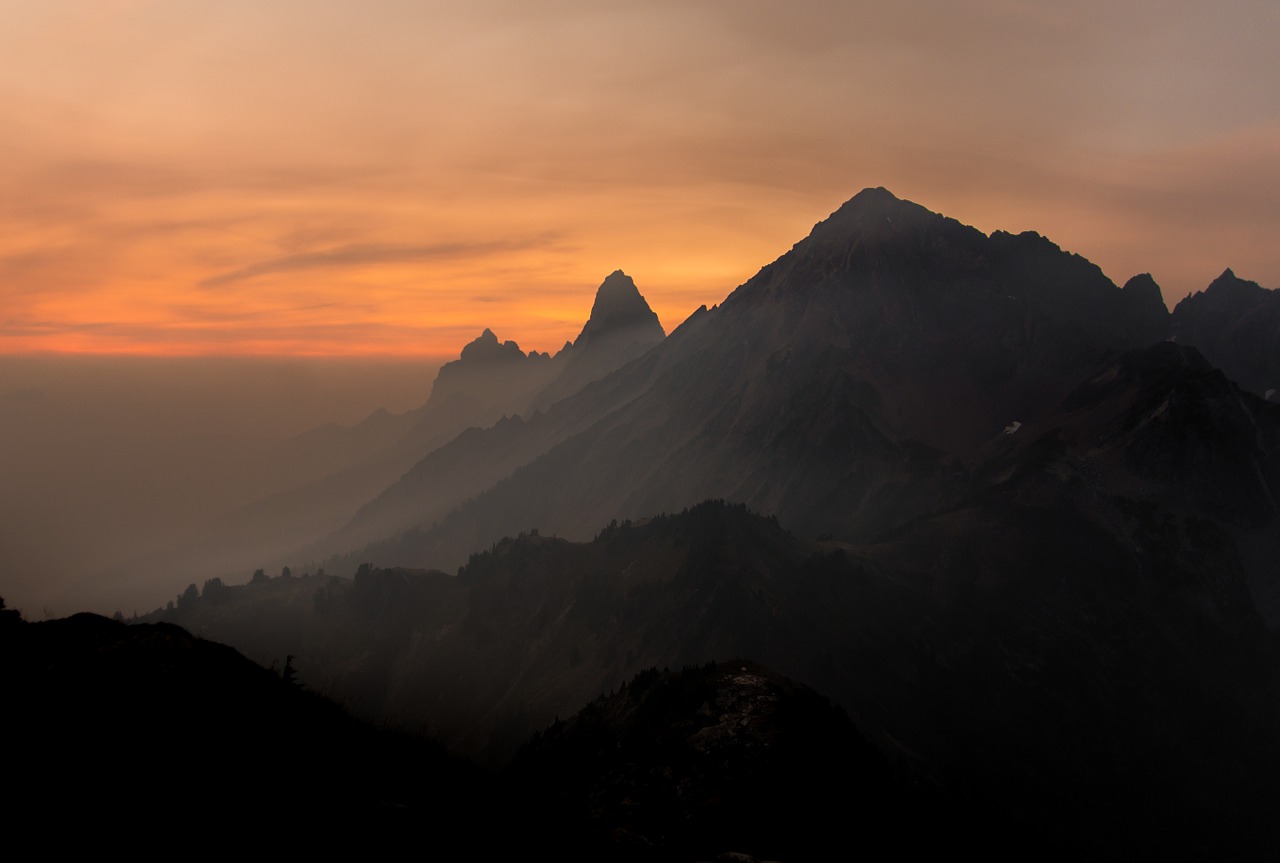 mountain range sunset free photo