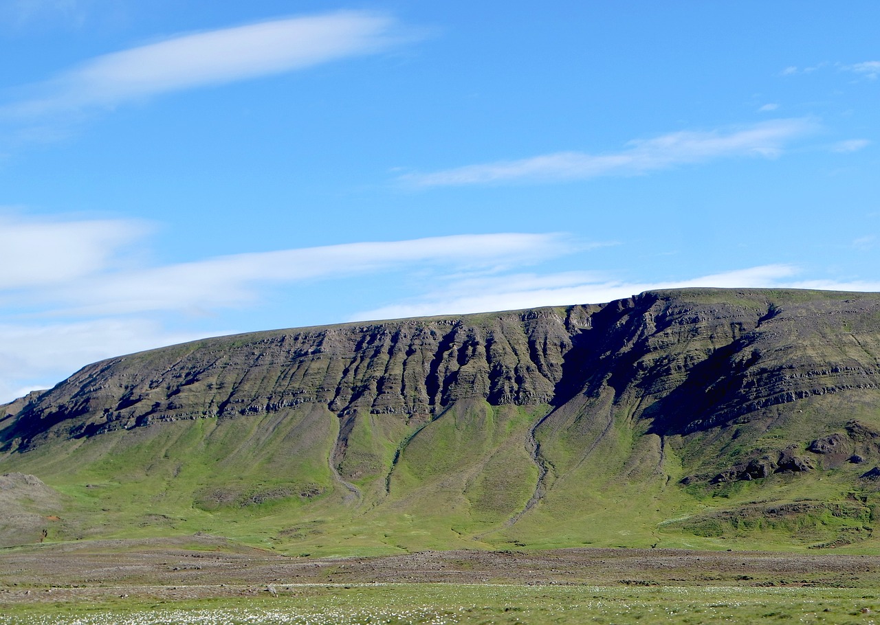 iceland mountain nature free photo