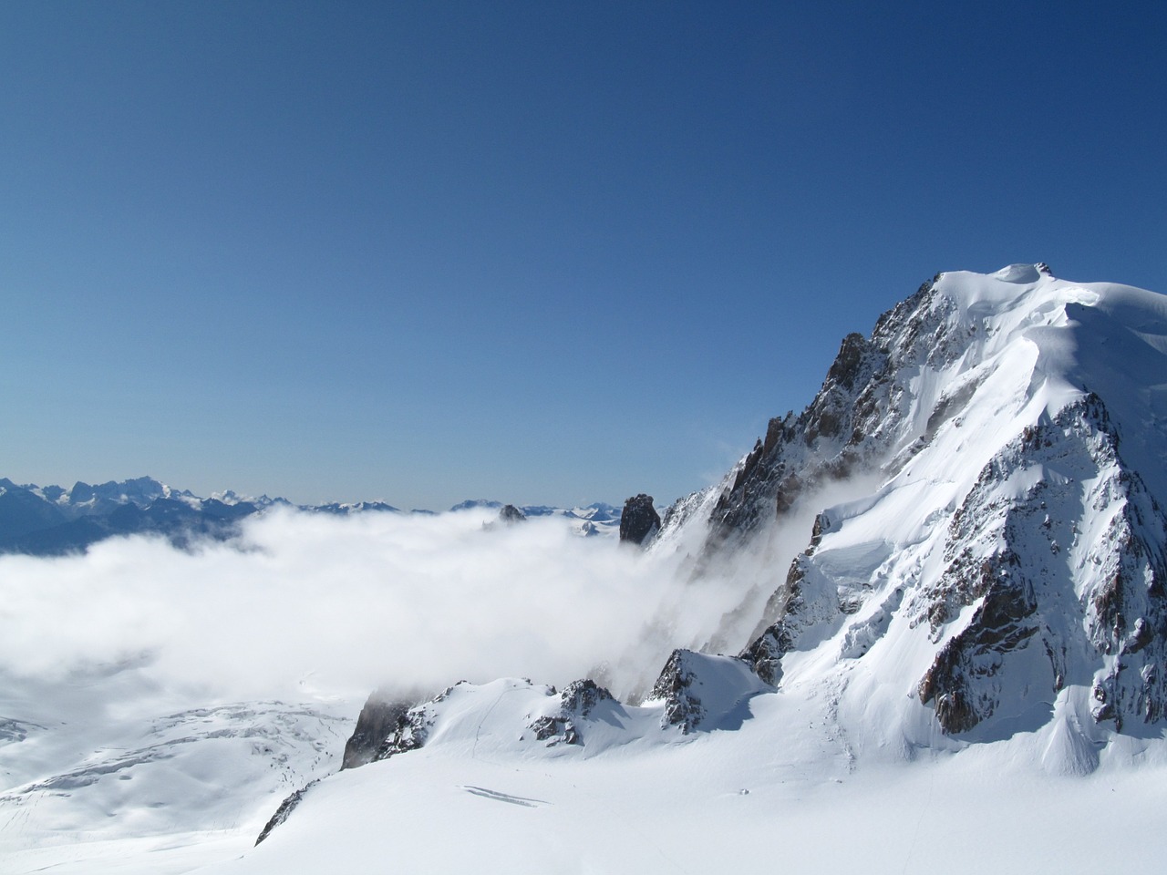 mountain snow winter free photo