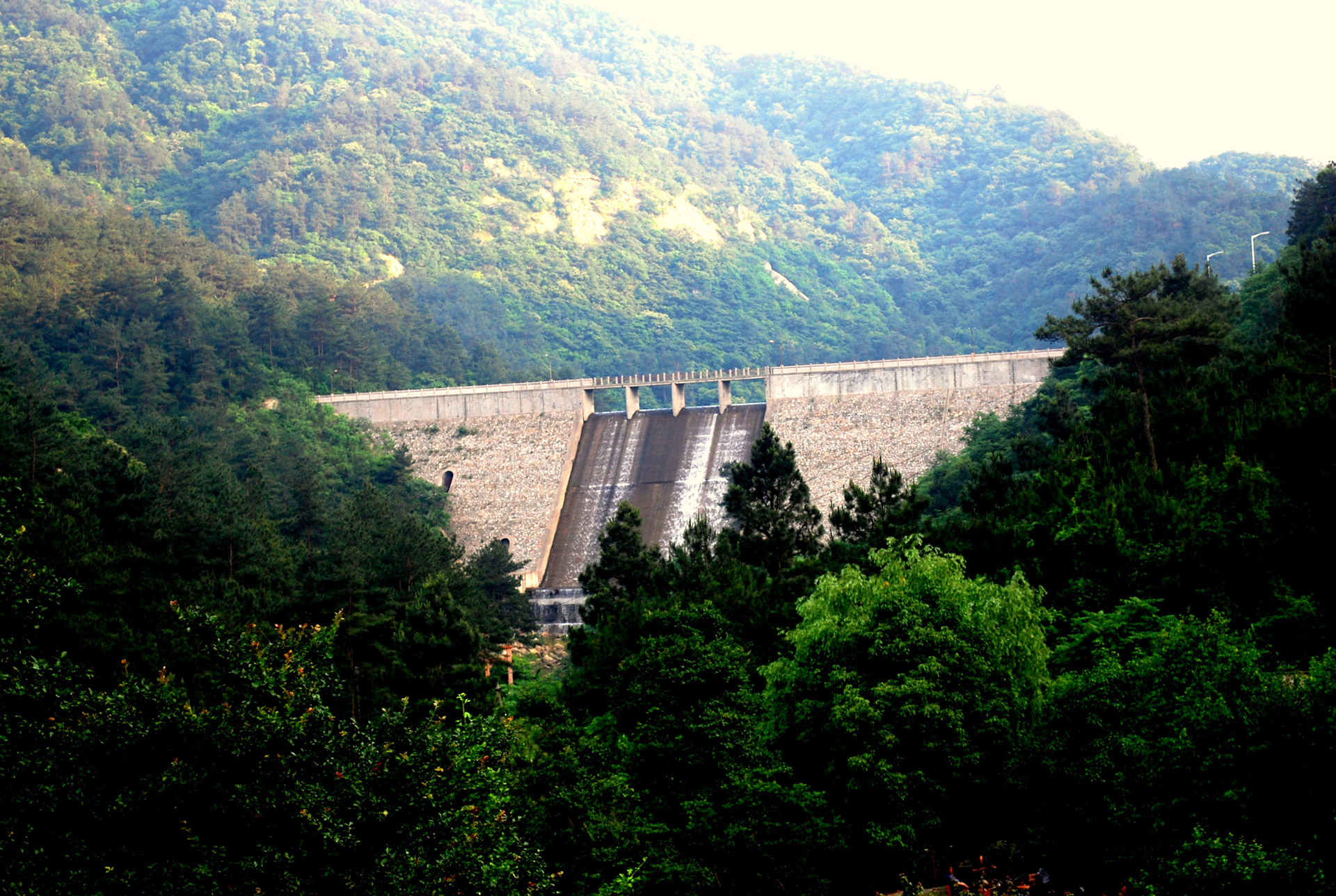 dam mountain water free photo
