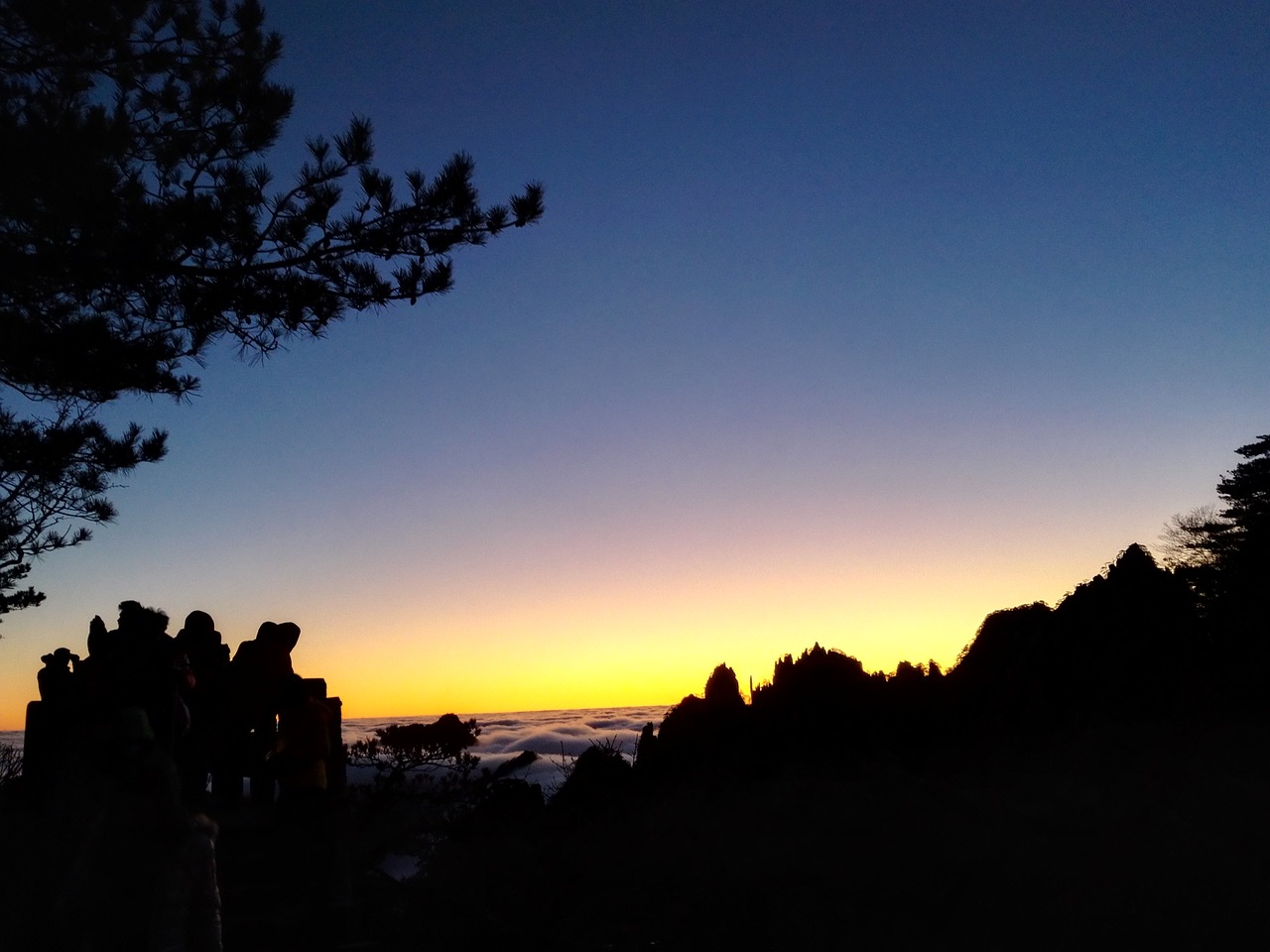 mountain huangshan china sights anhui free photo