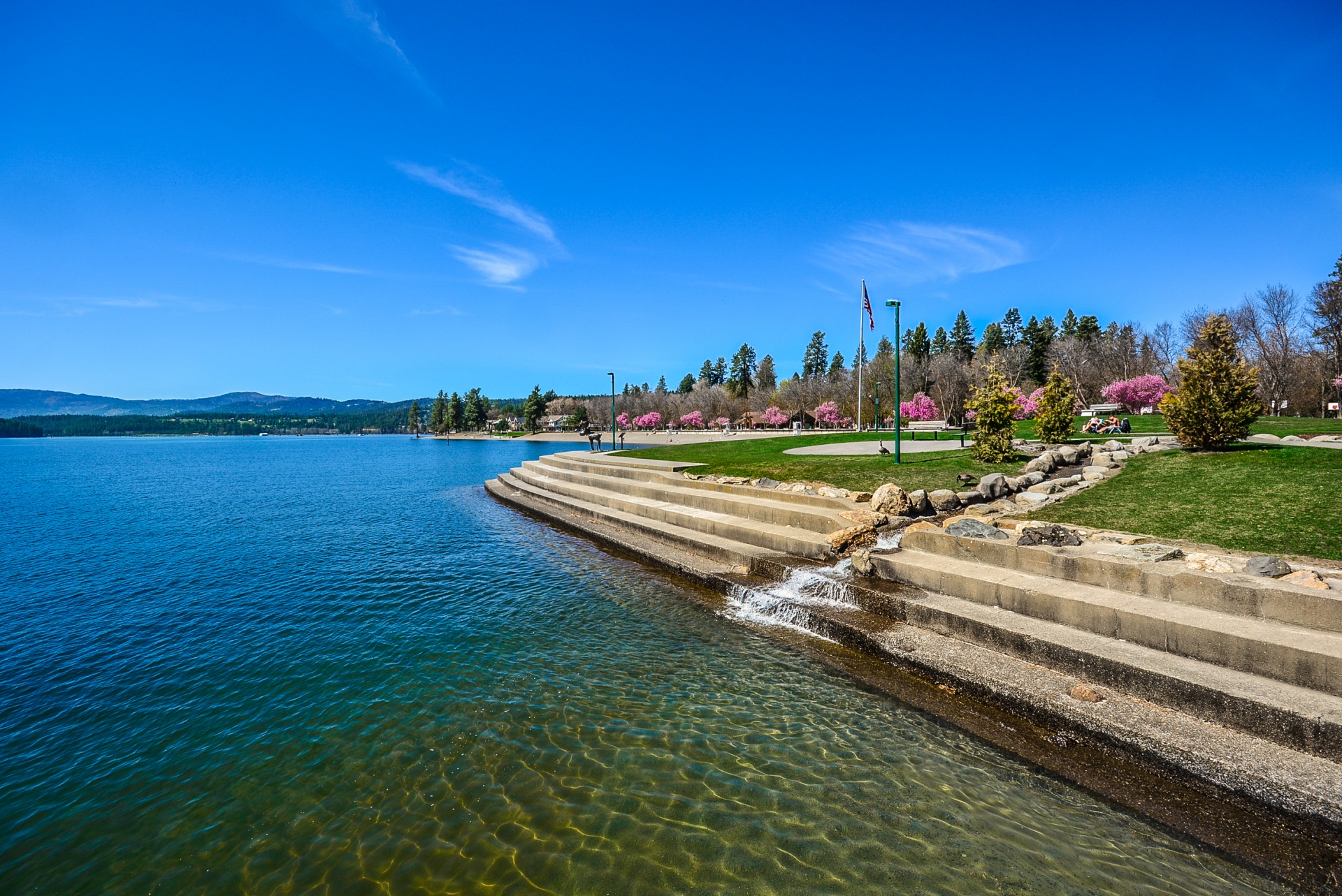 lake shoreline park free photo