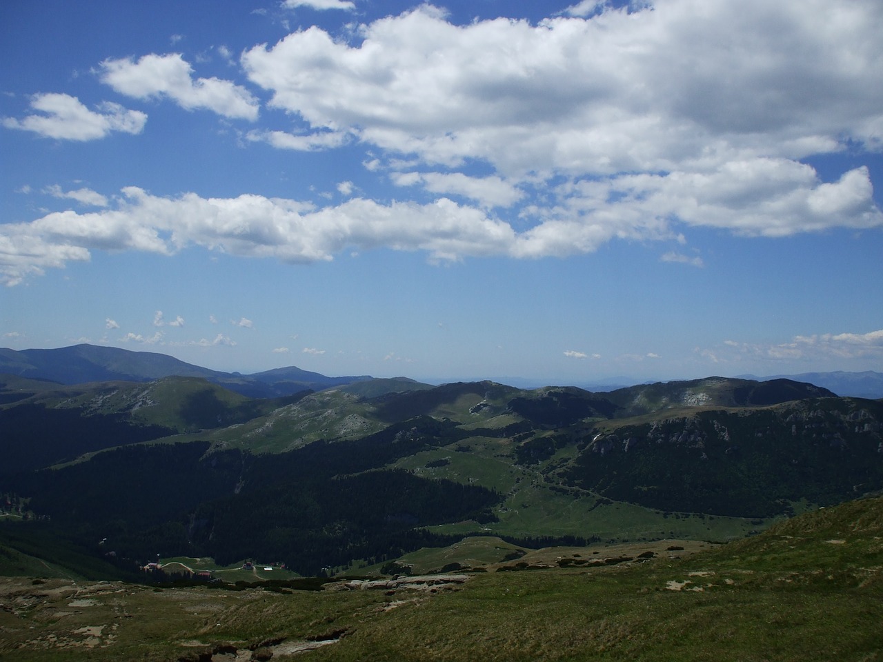 busteni romania mountain landscape free photo