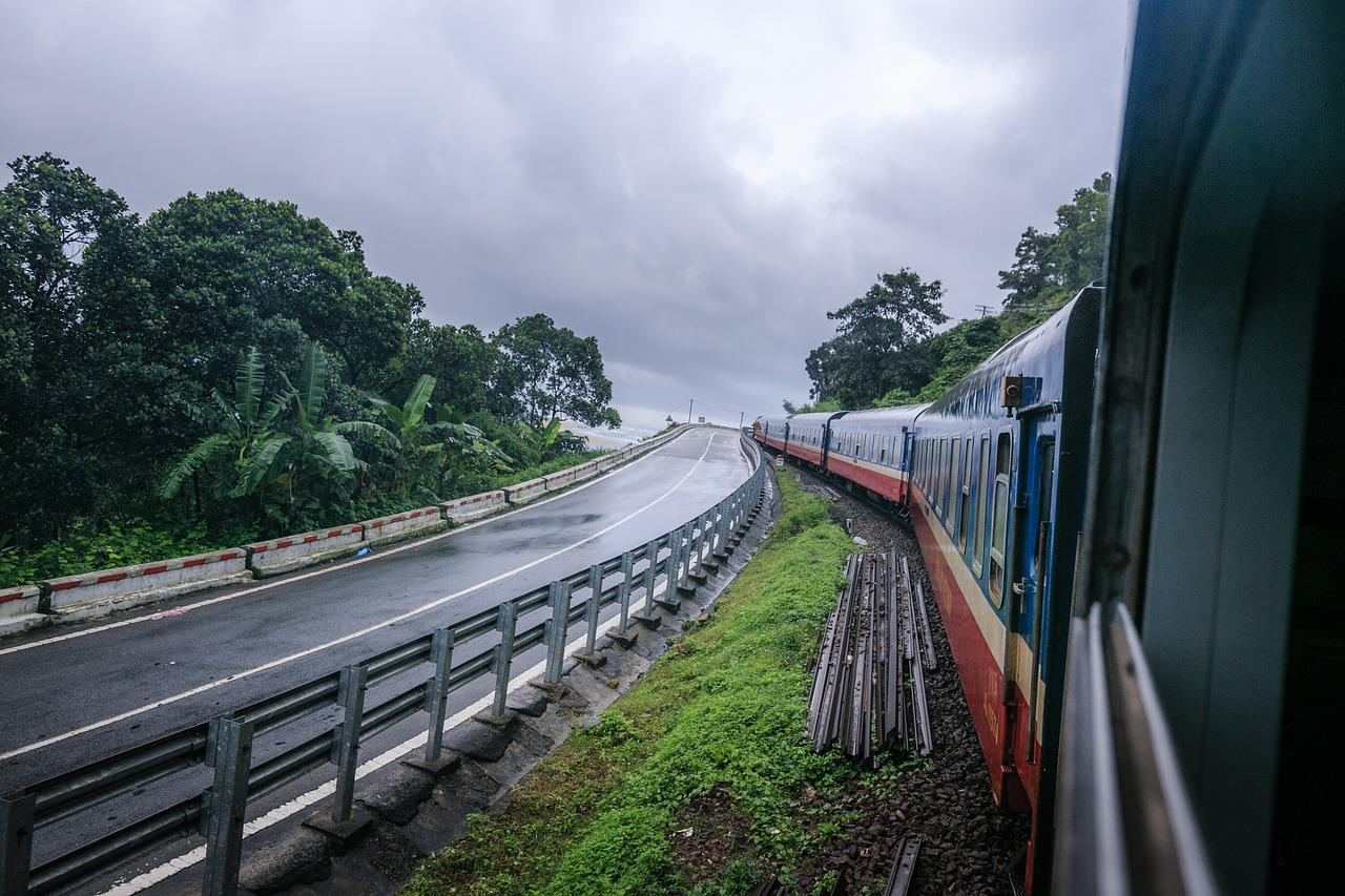 mountain pass  danang  running free photo