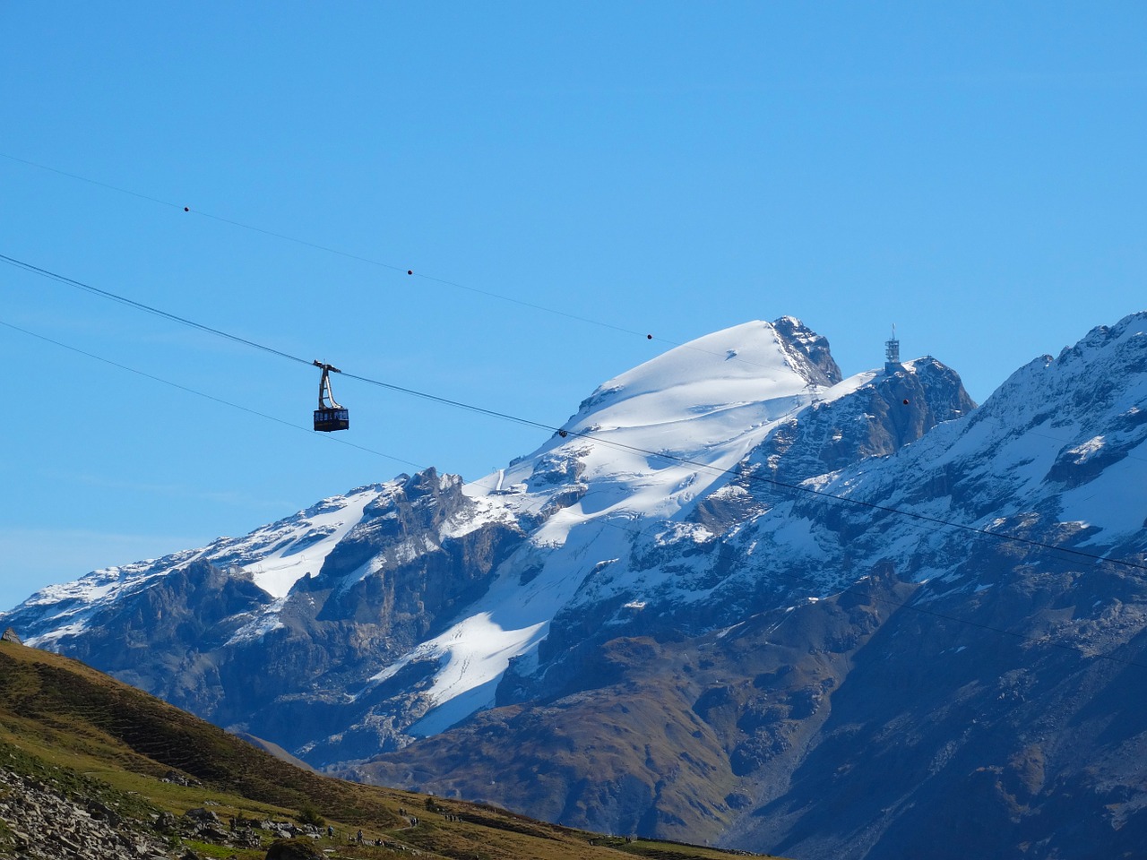 mountain railway mountain summit snow mountains free photo