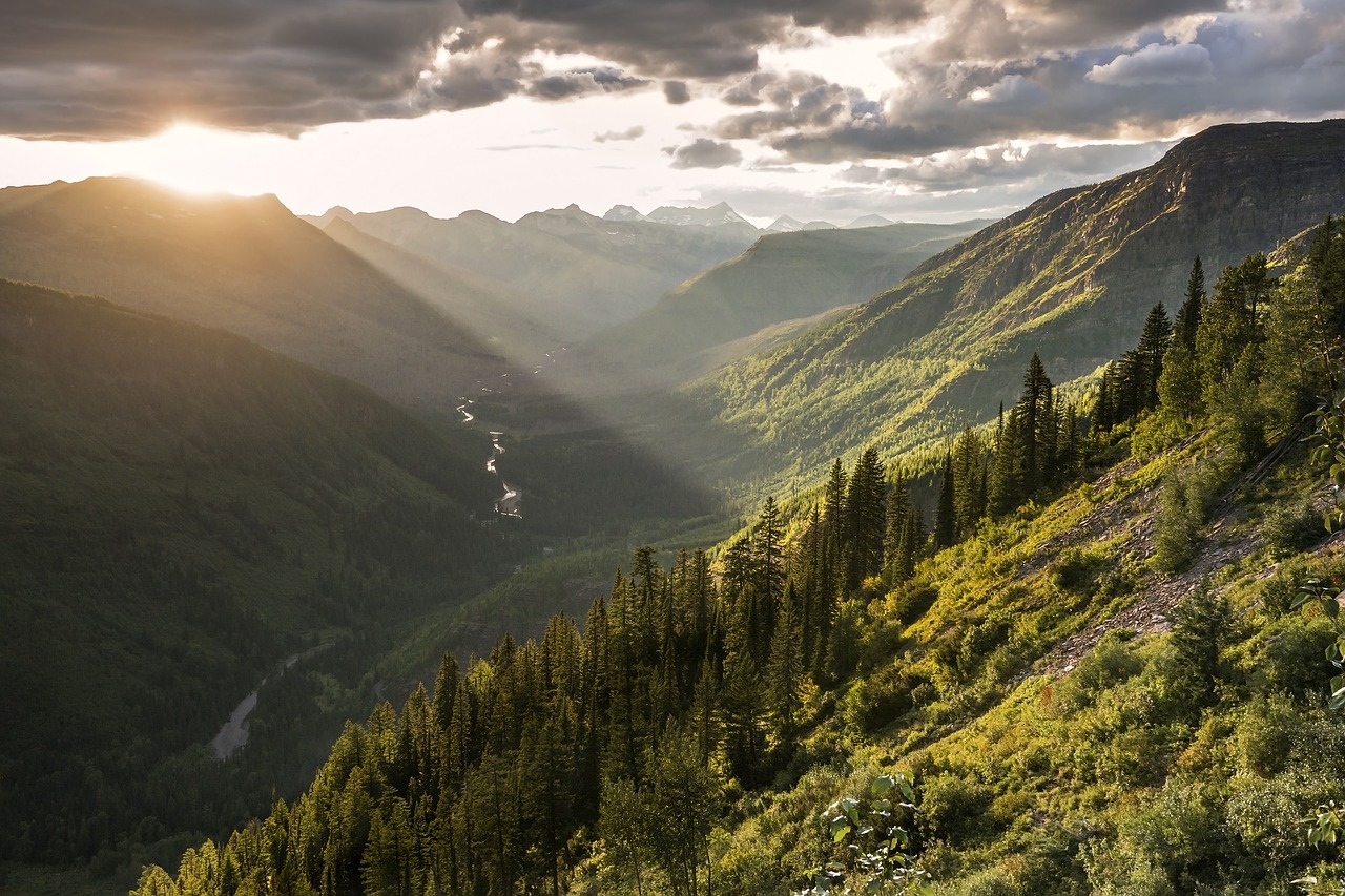 mountain range valley scenic free photo