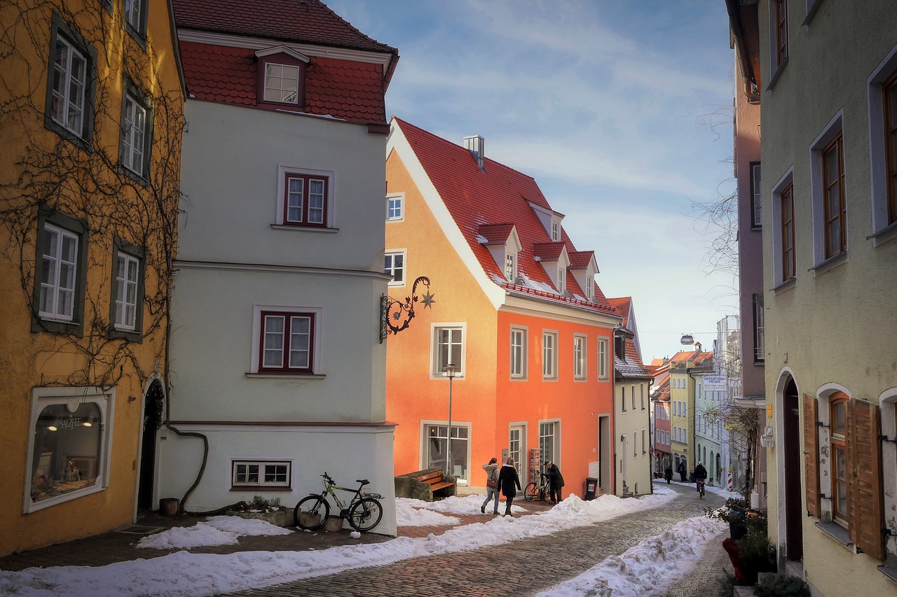 mountain road  historic center  landsberg free photo