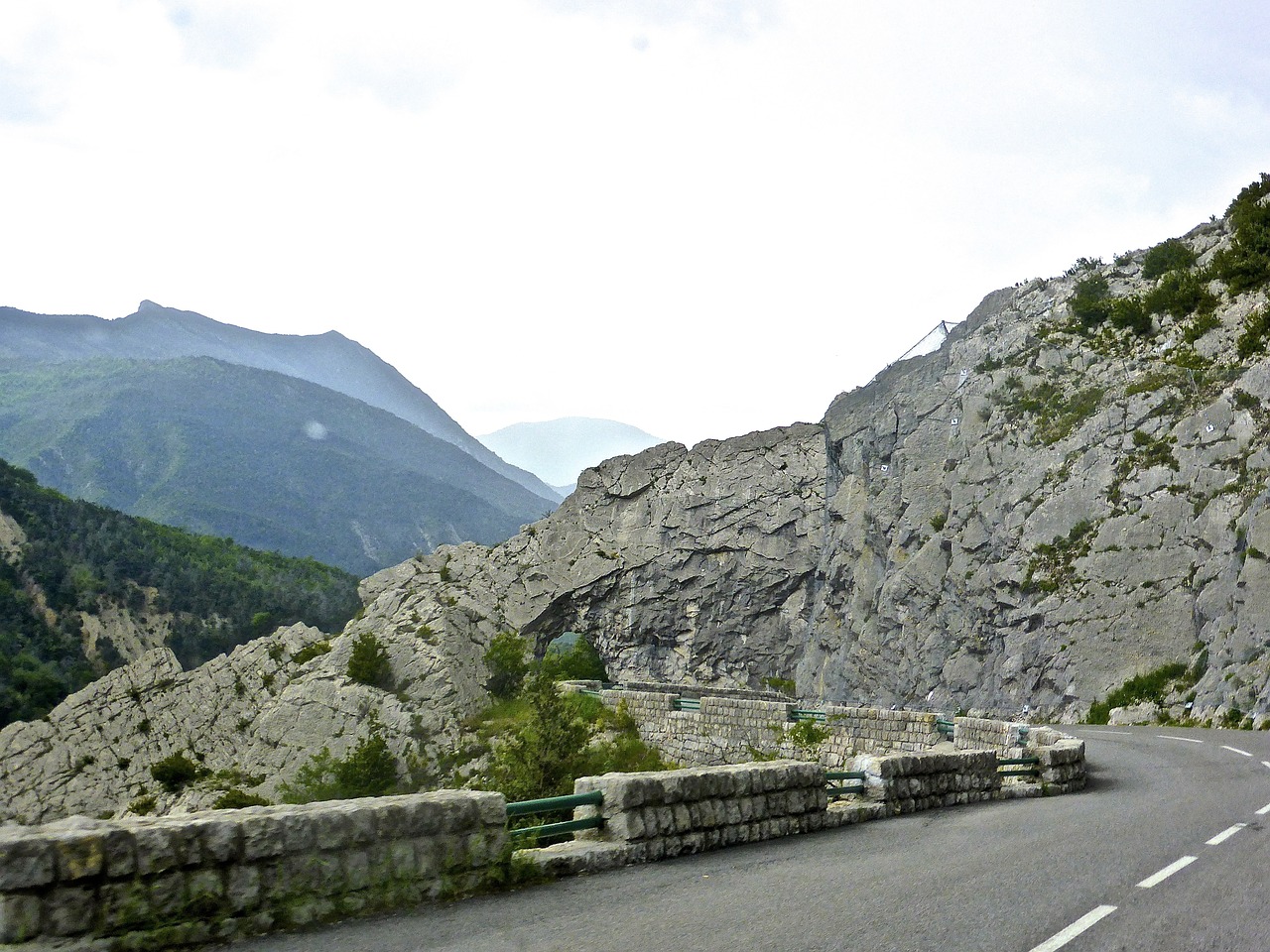 mountain road narrow scenic free photo
