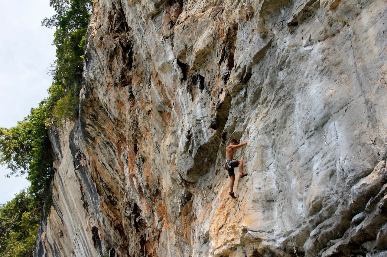 mountaineer climb climber free photo